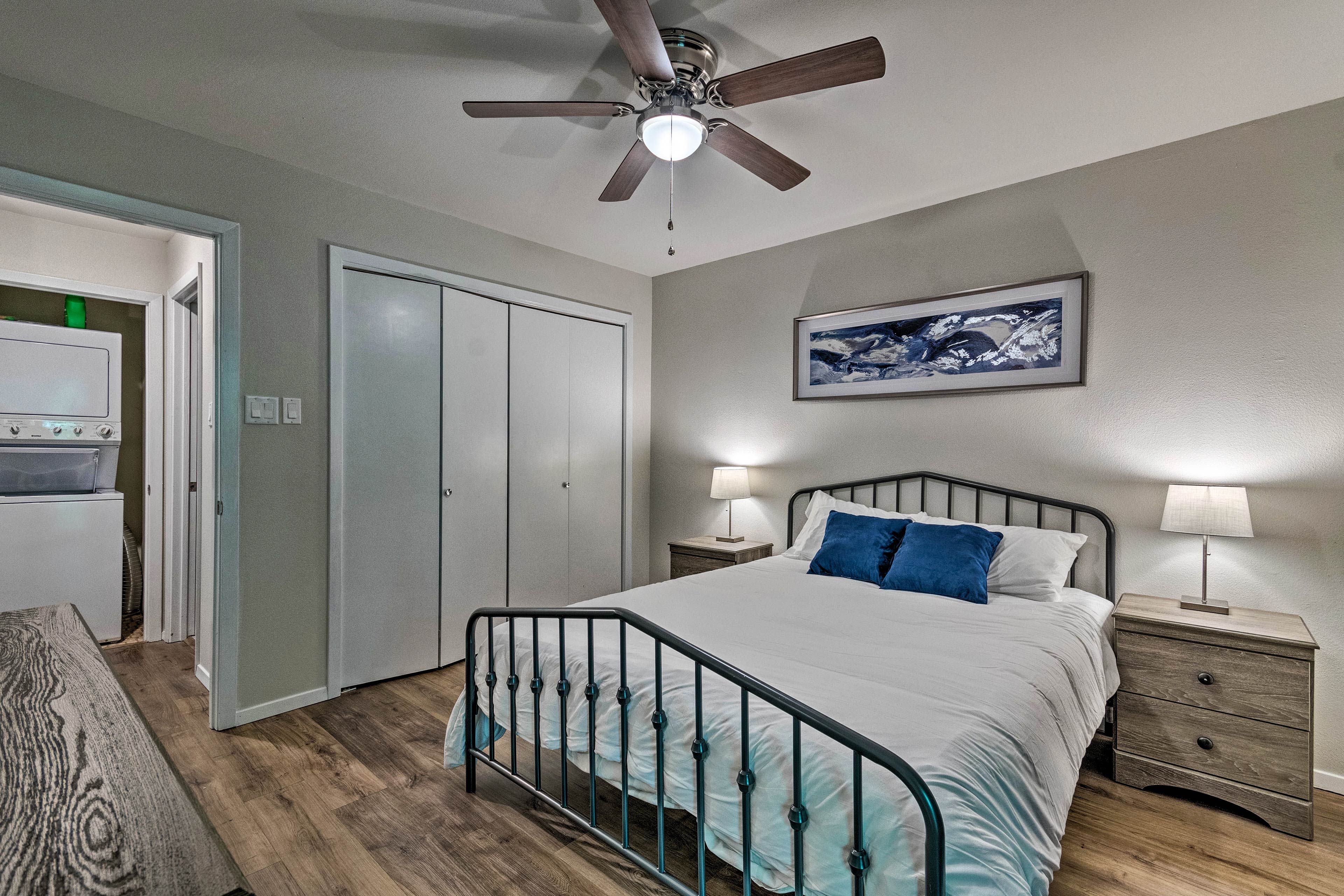 Bedroom 2 | Queen Bed | 1st Floor
