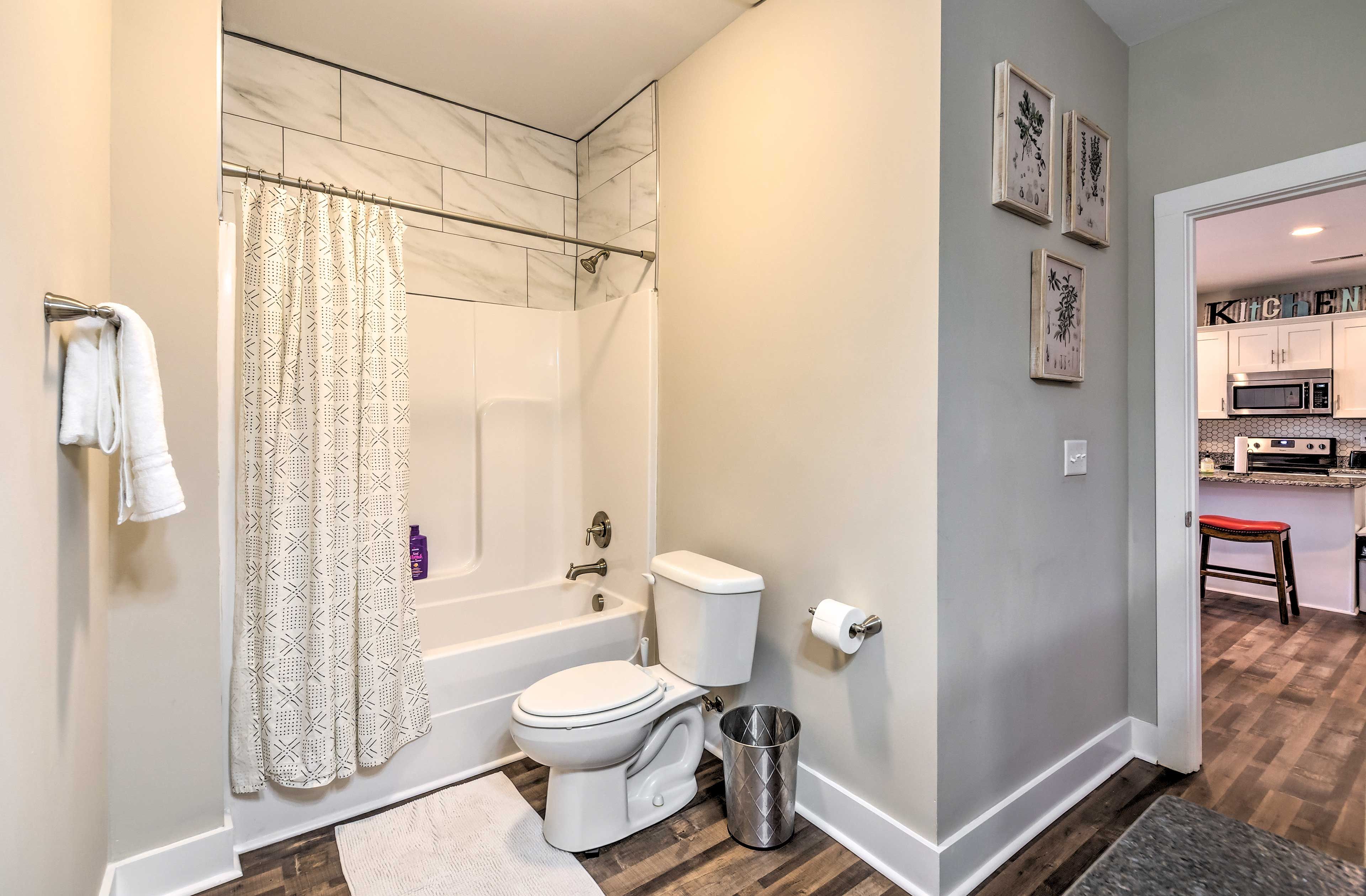 Full Bathroom