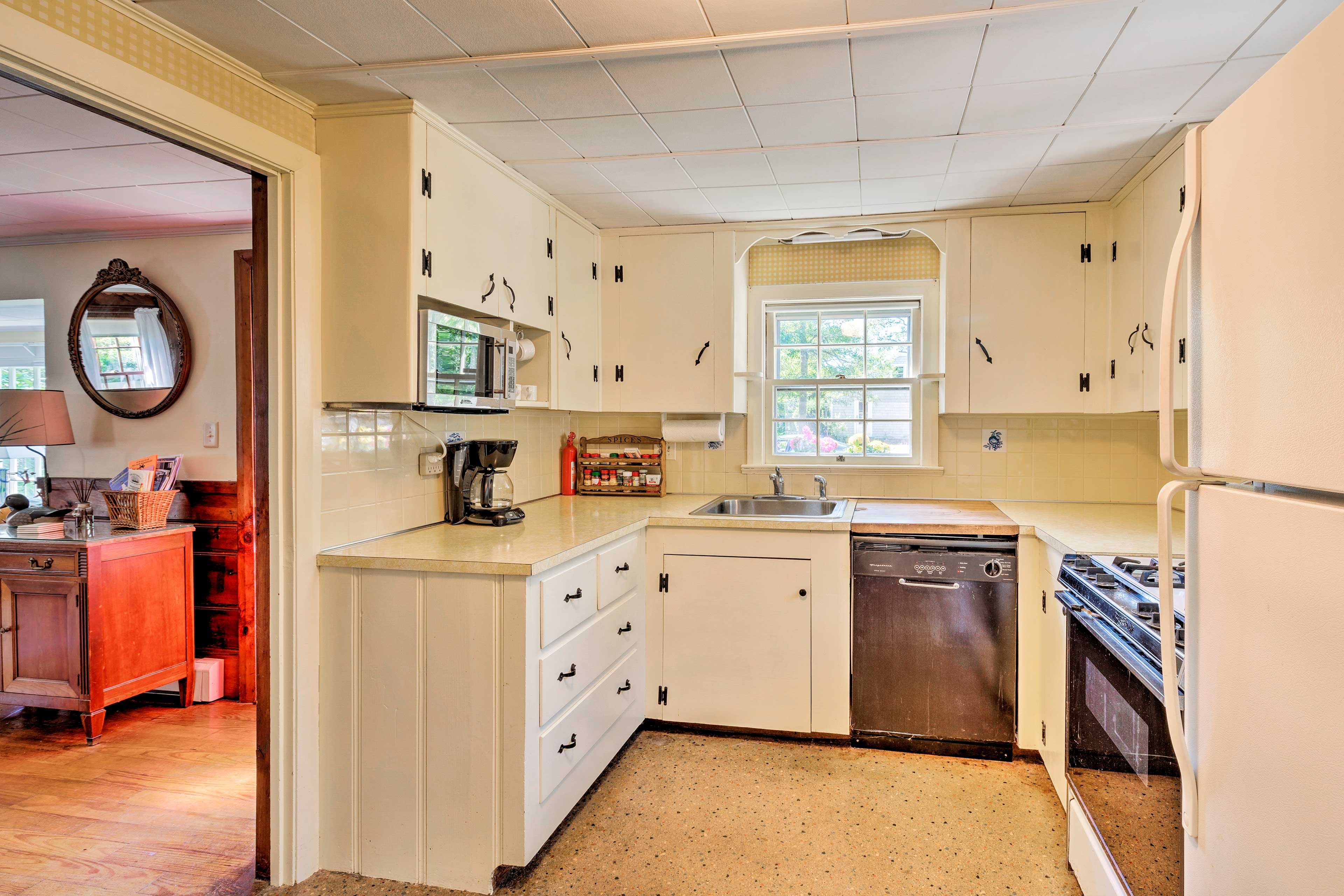 Wake up to the smell of freshly brewed coffee.