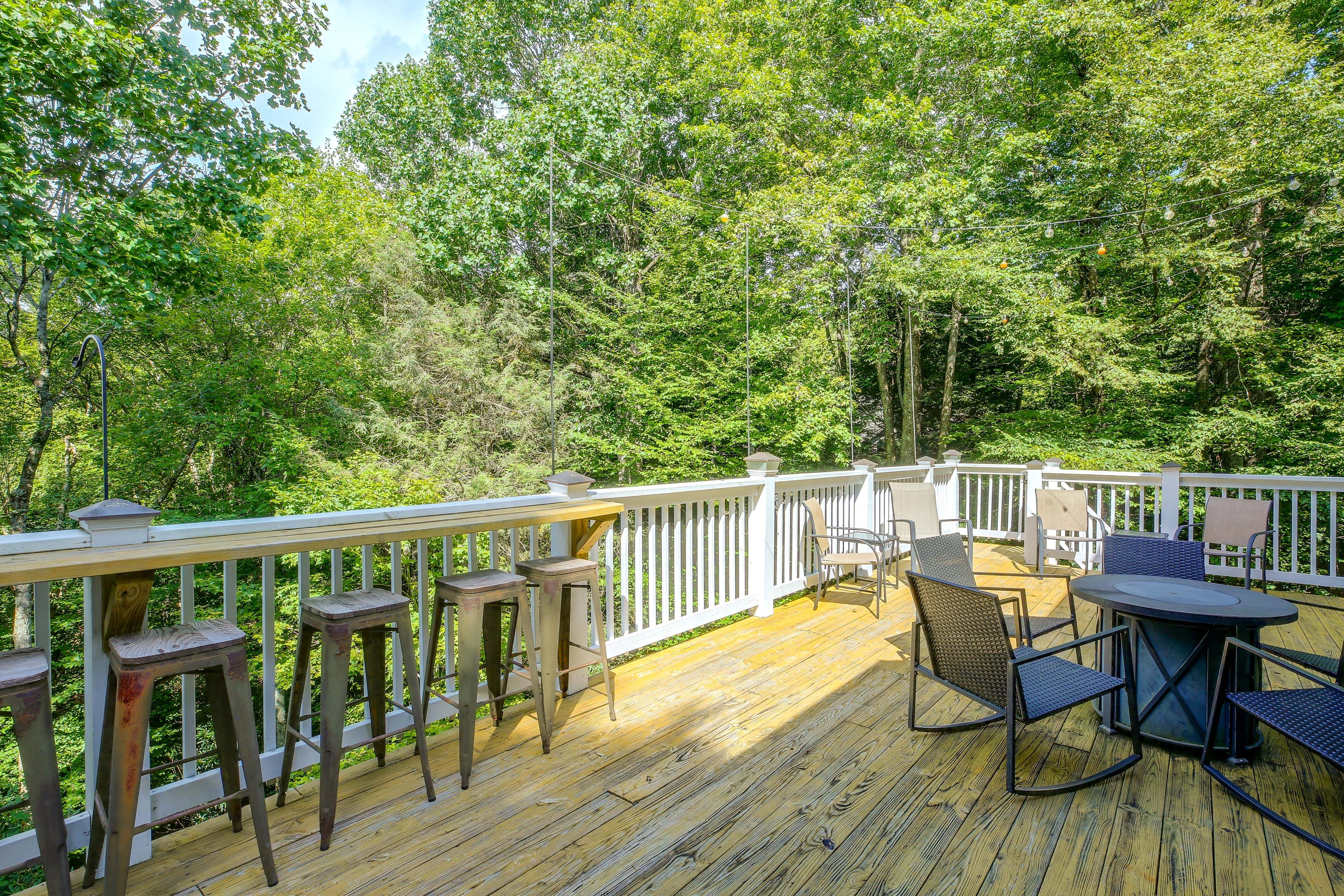 Private Deck