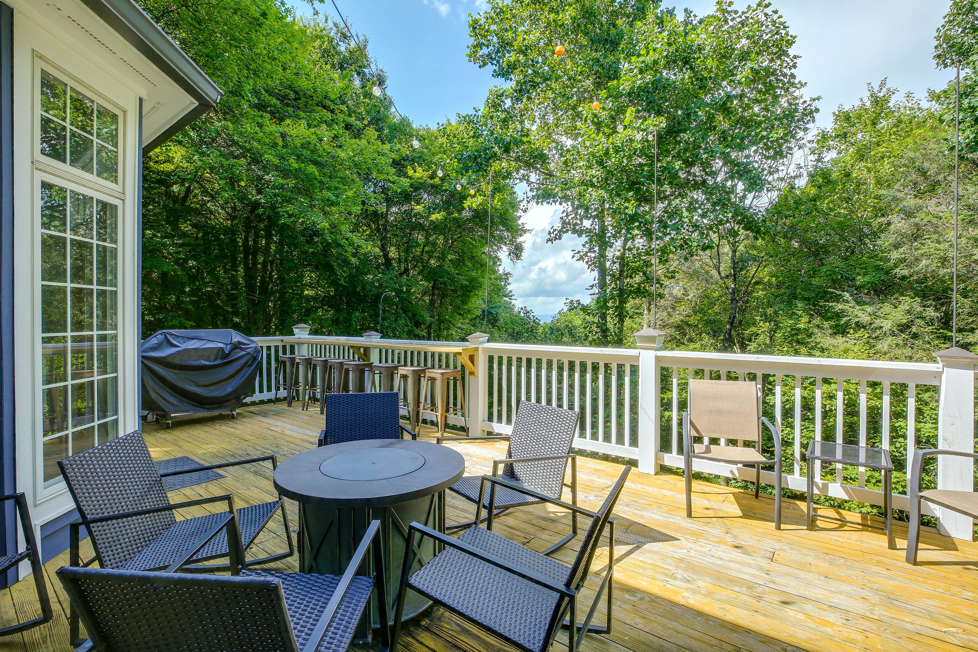 Boone Vacation Rental | 5BR | 4.5BA | 3,900 Sq Ft