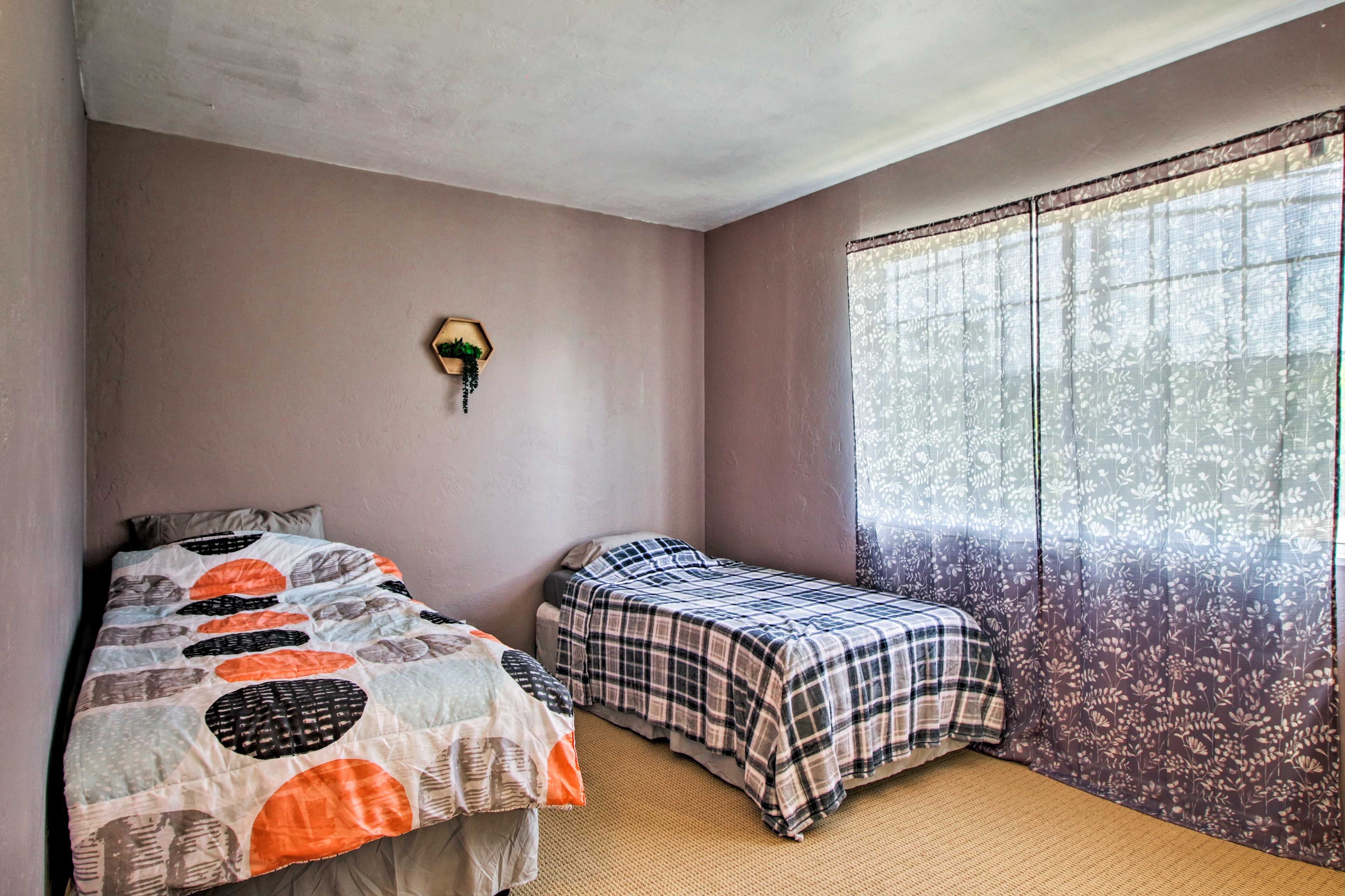 Bedroom 2 | 2 Twin Beds