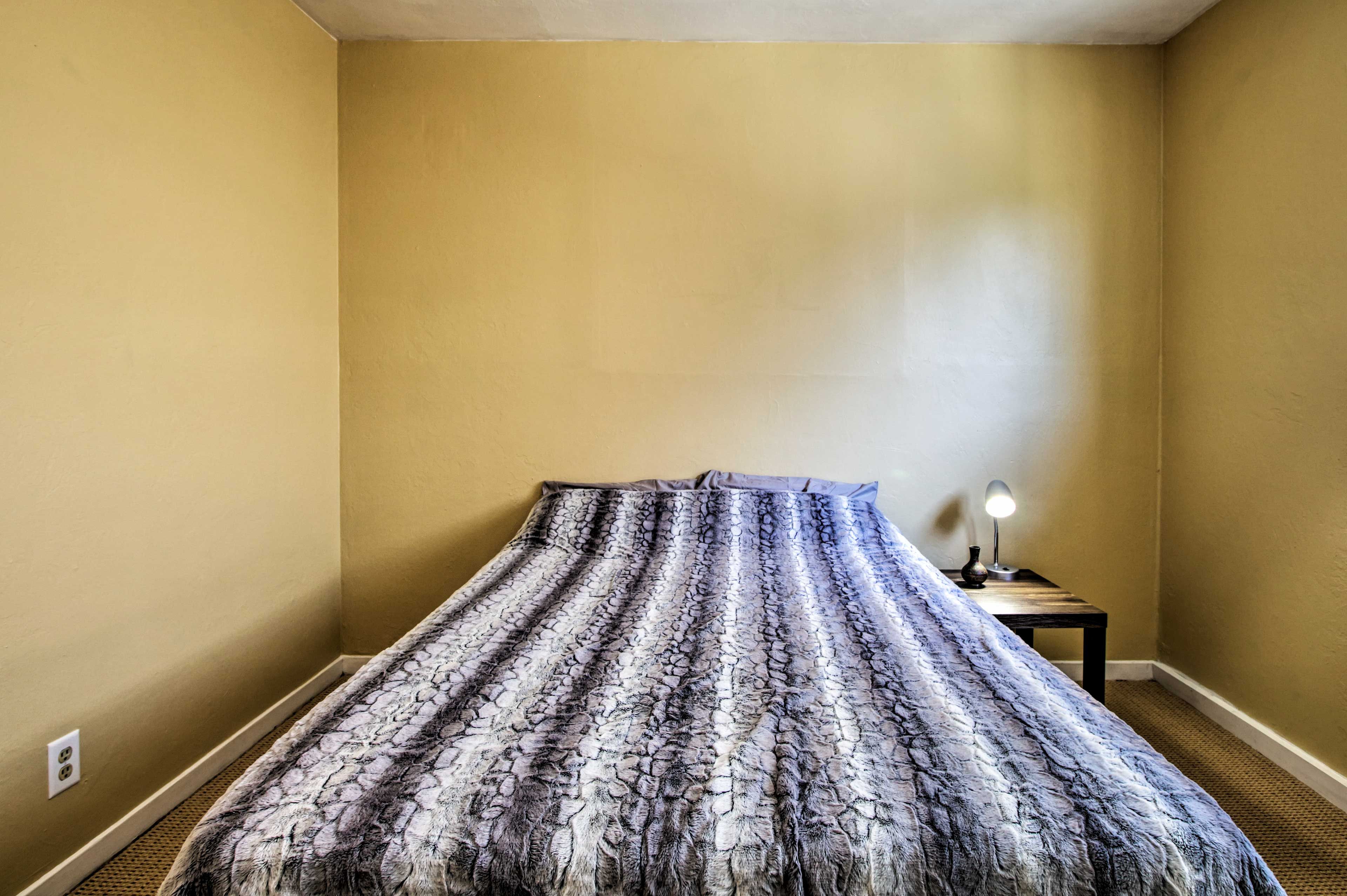 Bedroom 1 | Linens Provided