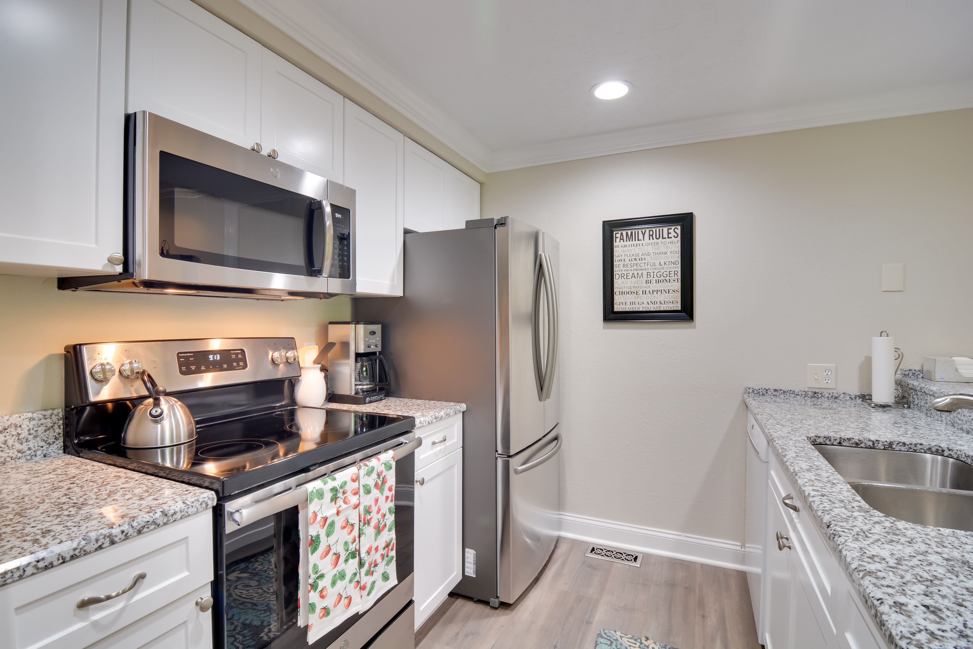 Kitchen | Coffee Maker | Toaster