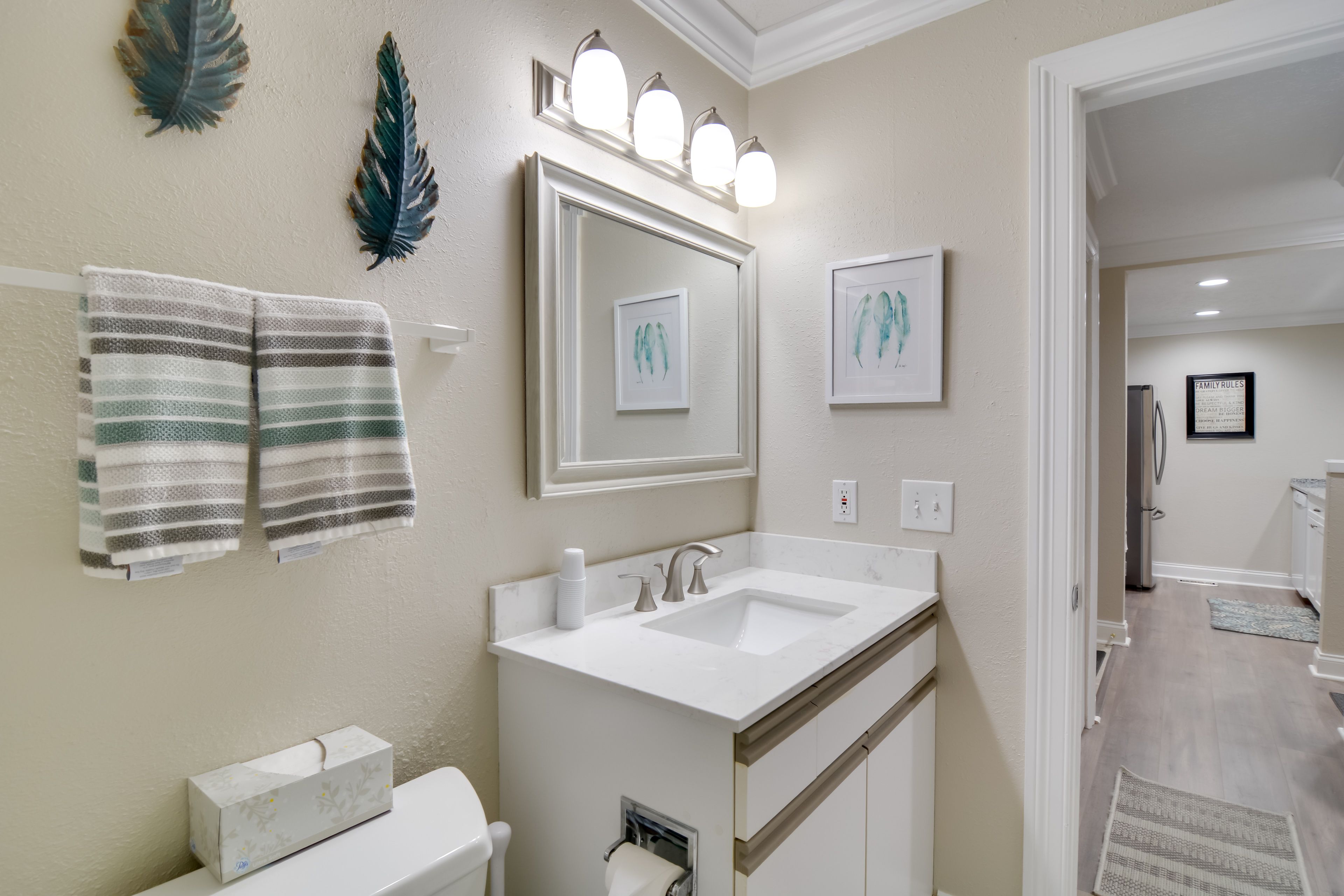 Full Bathroom | Hair Dryer
