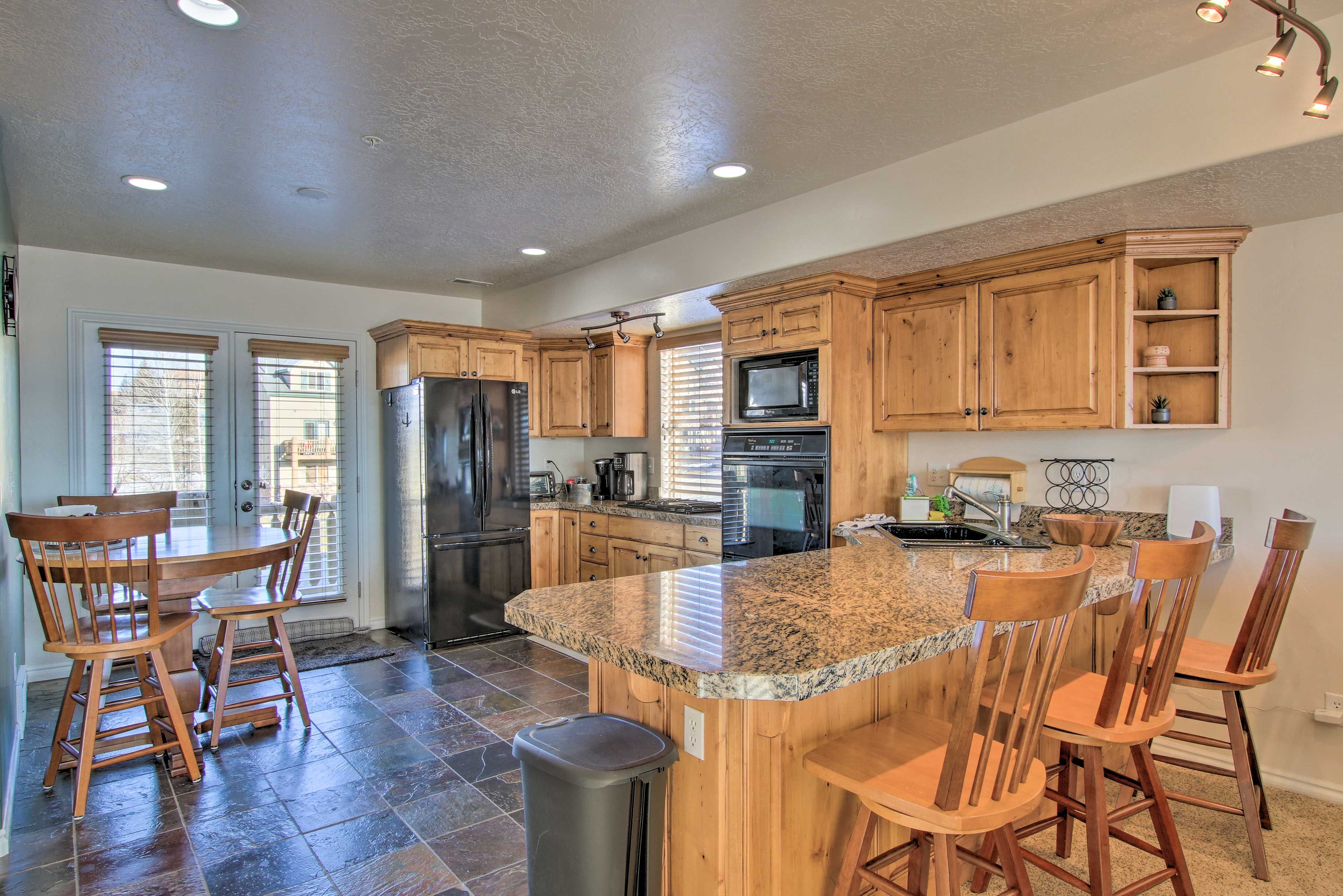 Kitchen | Fully Equipped