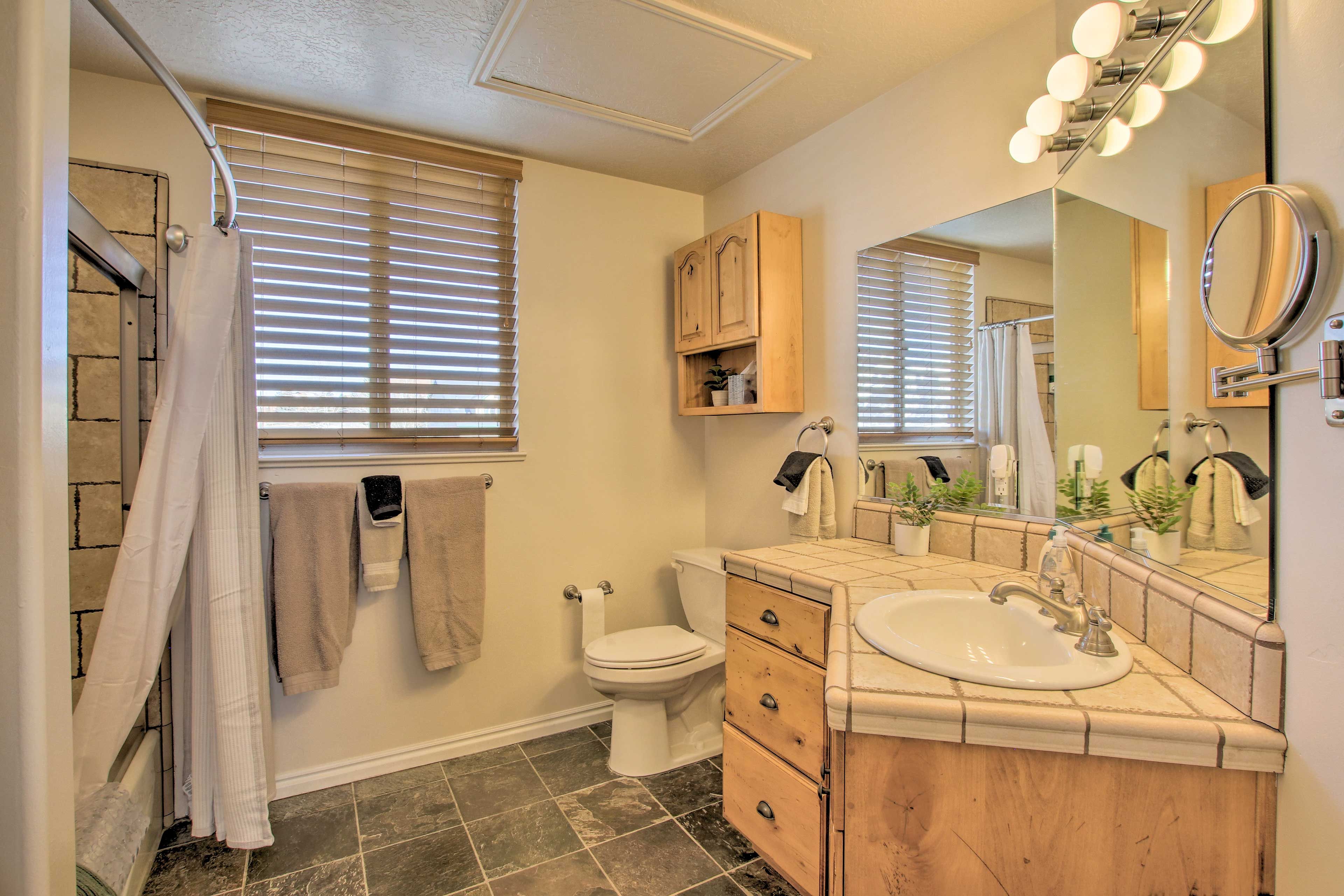 Full Bathroom