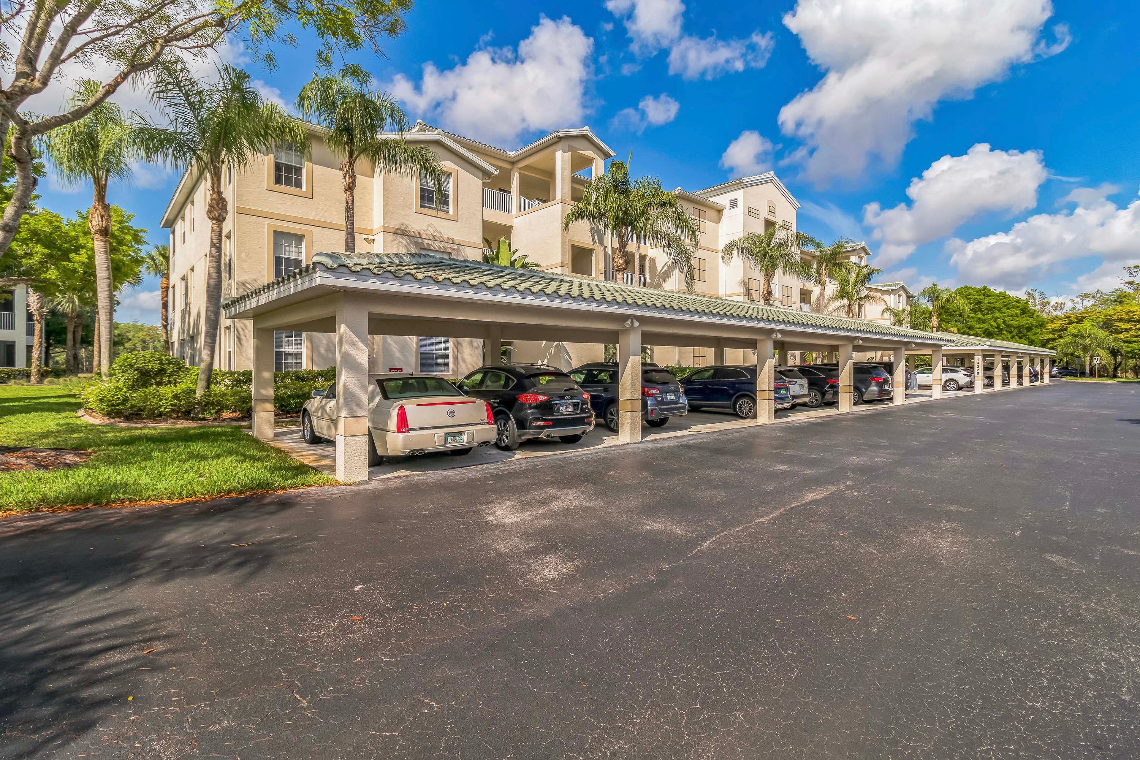 Parking | Carport (1 Vehicle) | Guest Parking (First-Come, First-Served)