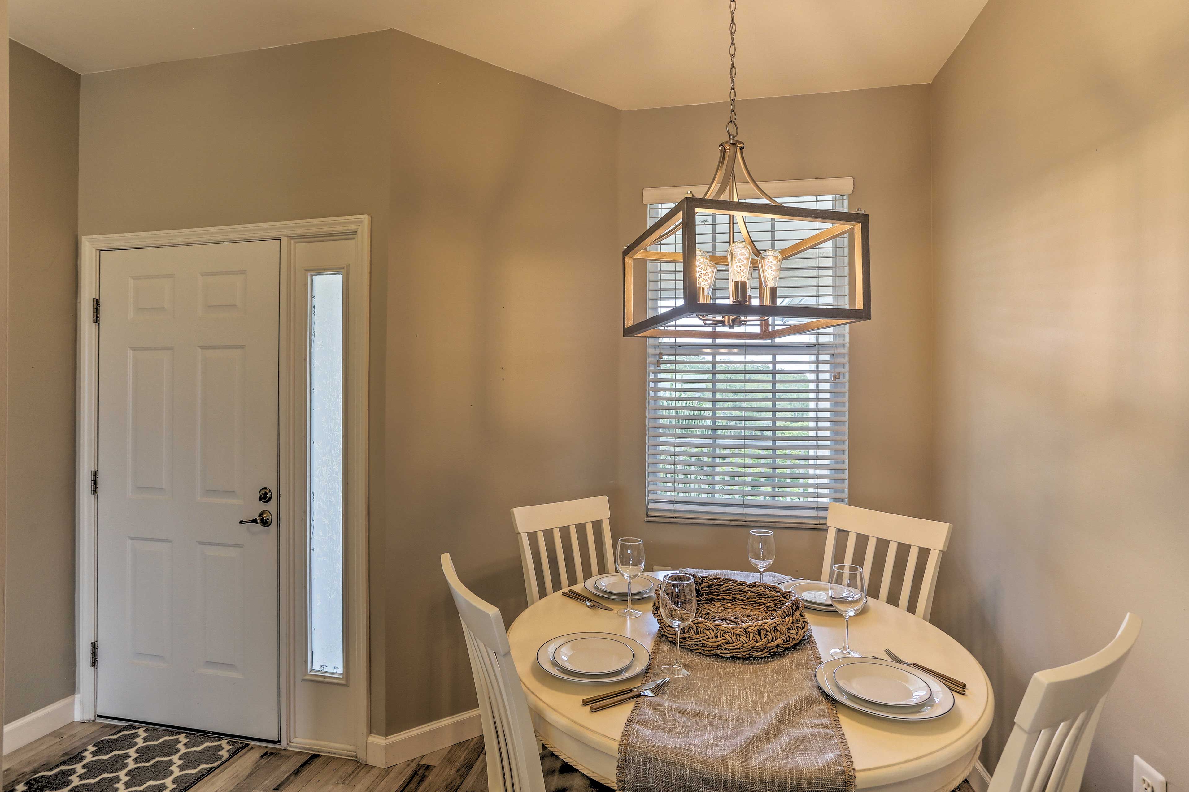 Dining Space | Dishware/Flatware