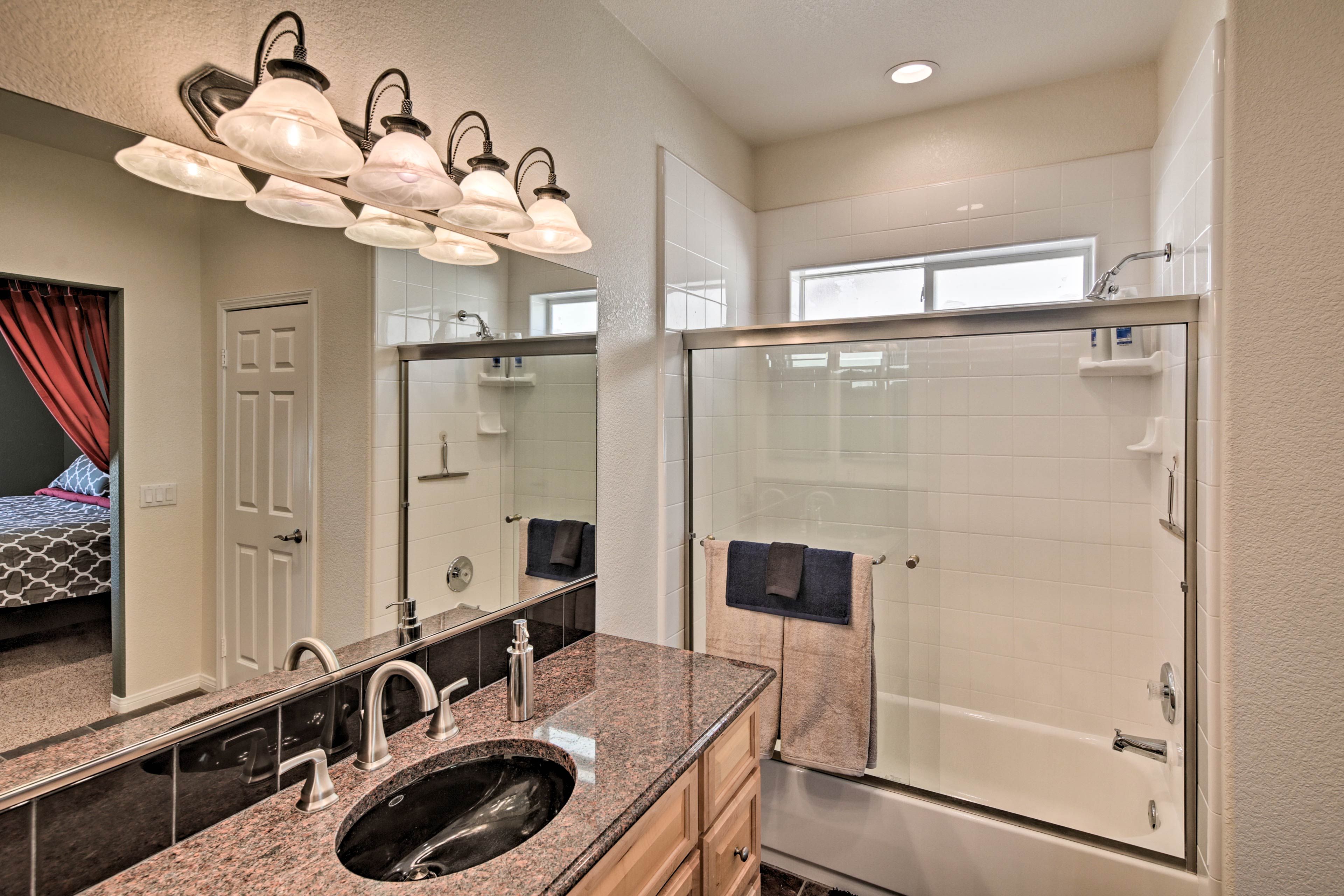 En-Suite Bathroom | Towels Provided
