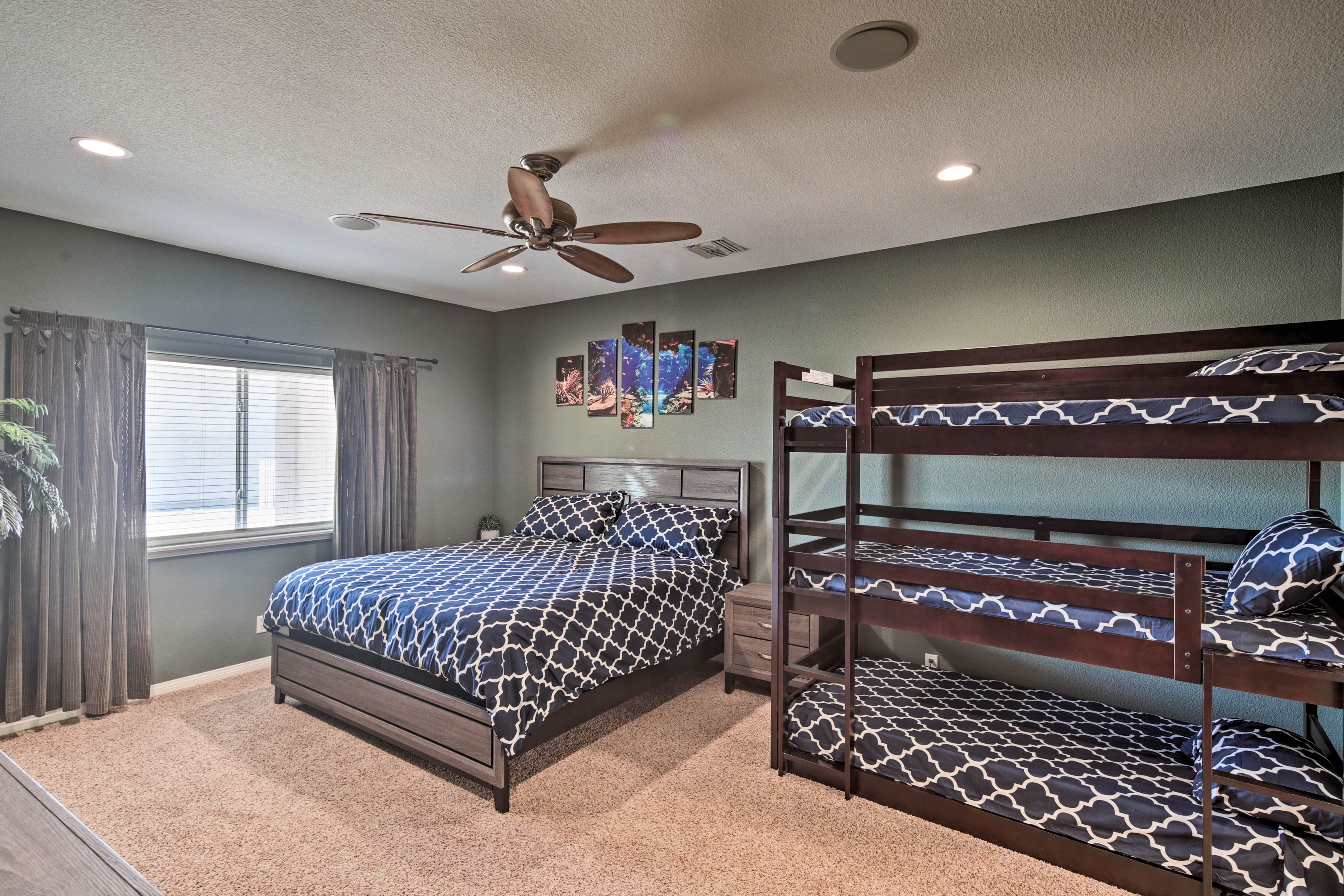 Bedroom 3 | King Bed | Triple Twin Bunk Bed