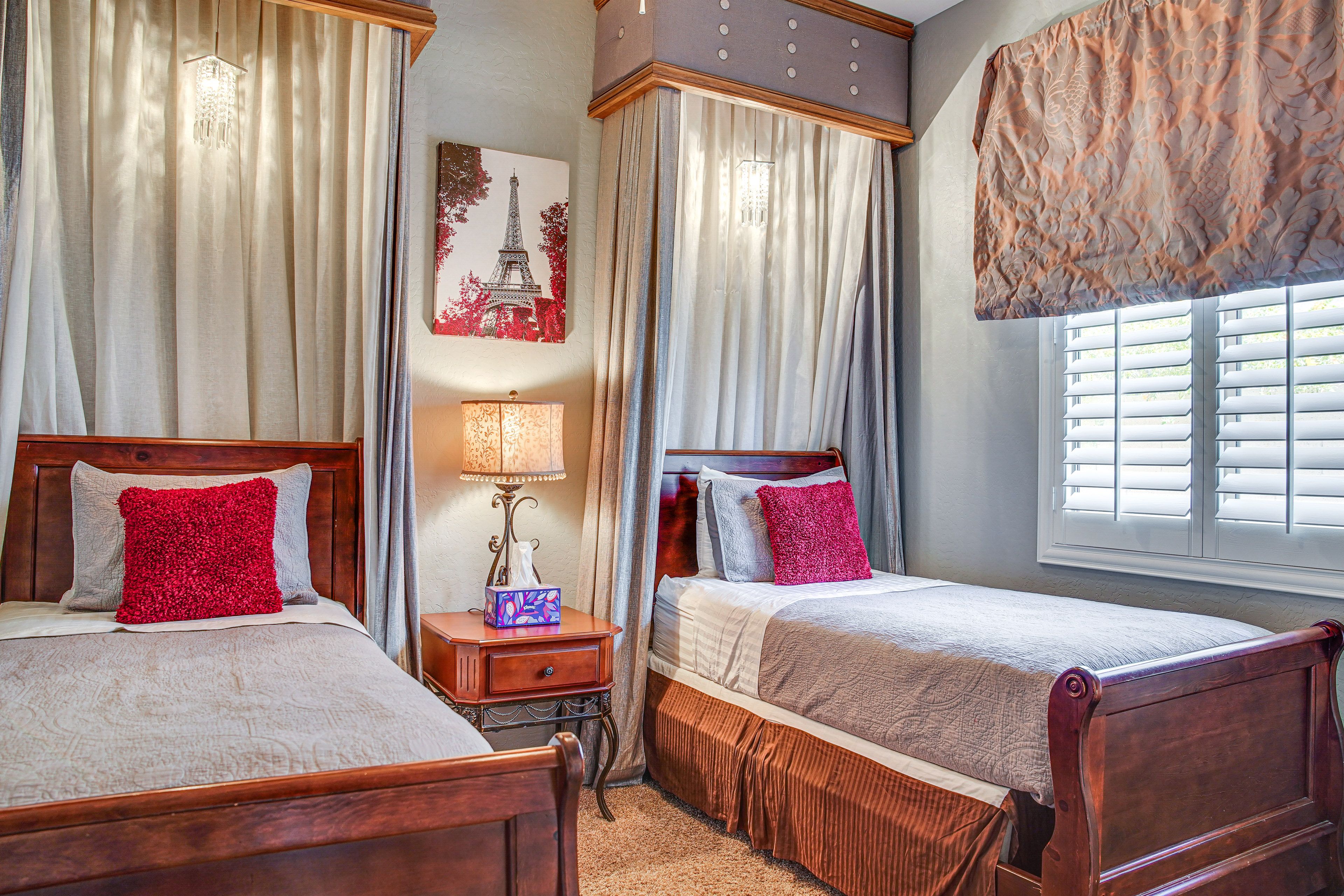 Bedroom 3 | 2 Twin Beds