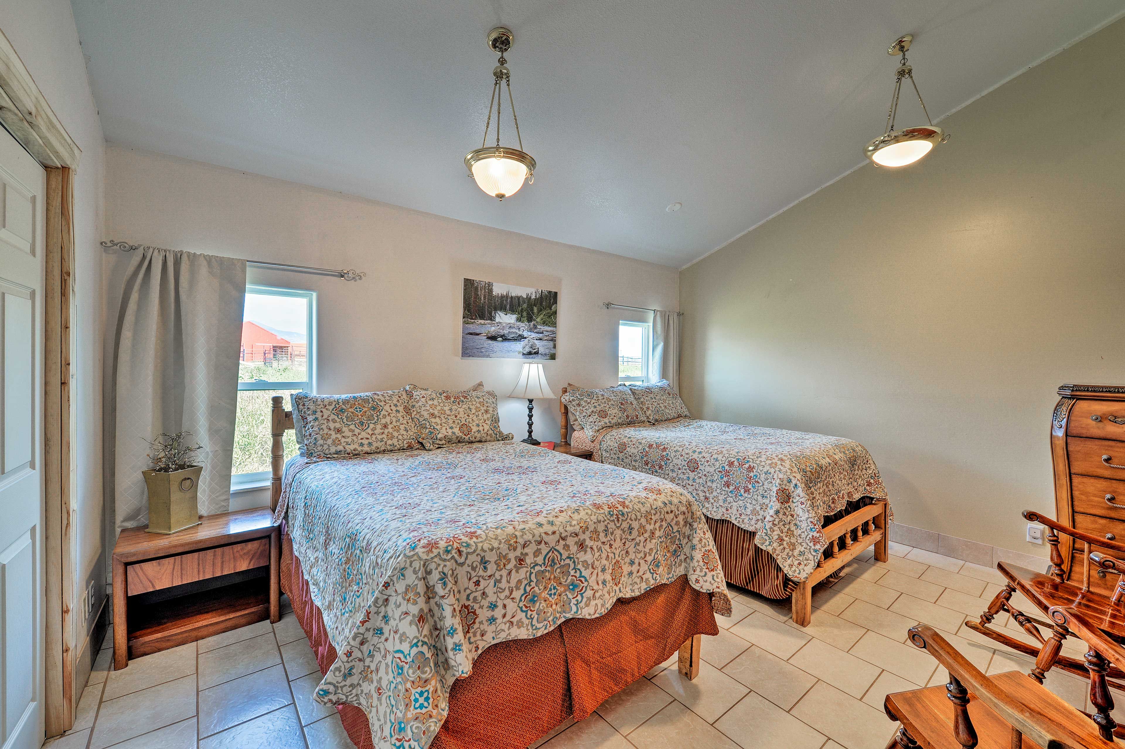 Bedroom 5 | 2 Full Beds
