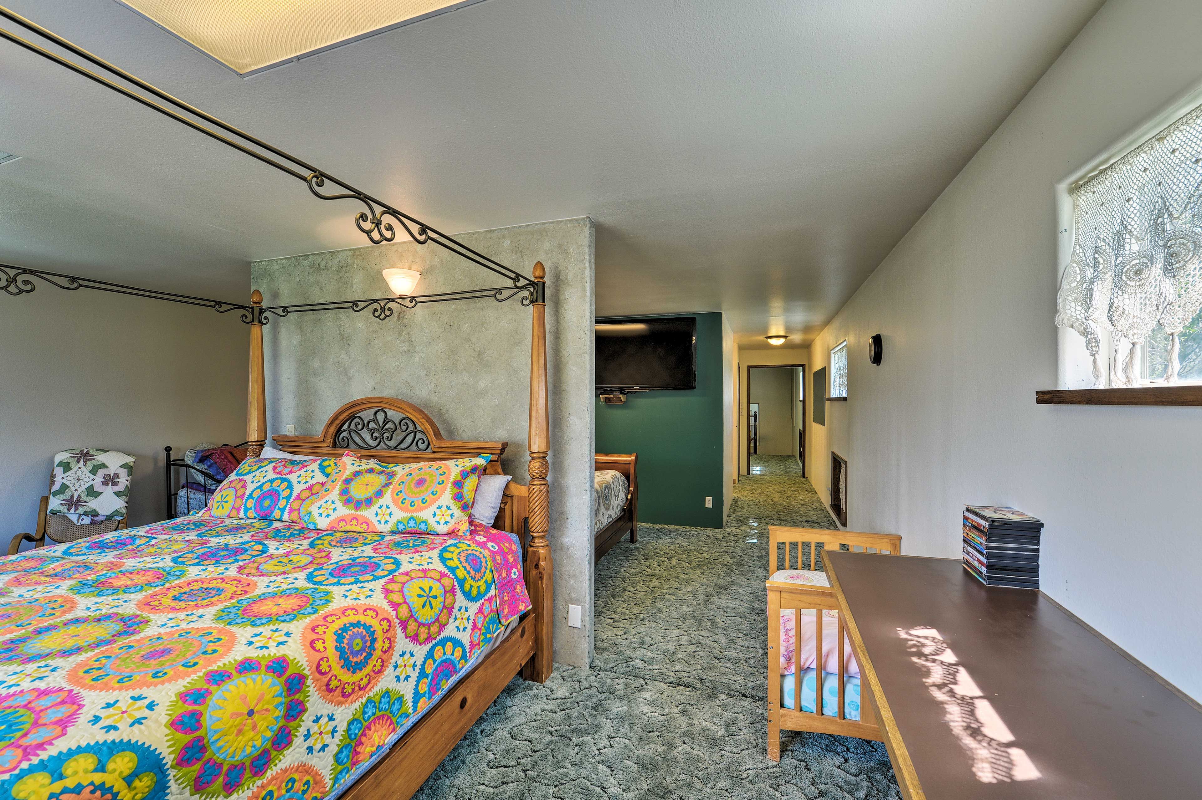 Bedroom 2 (Partial Wall w/ Bedroom 3) | King Bed