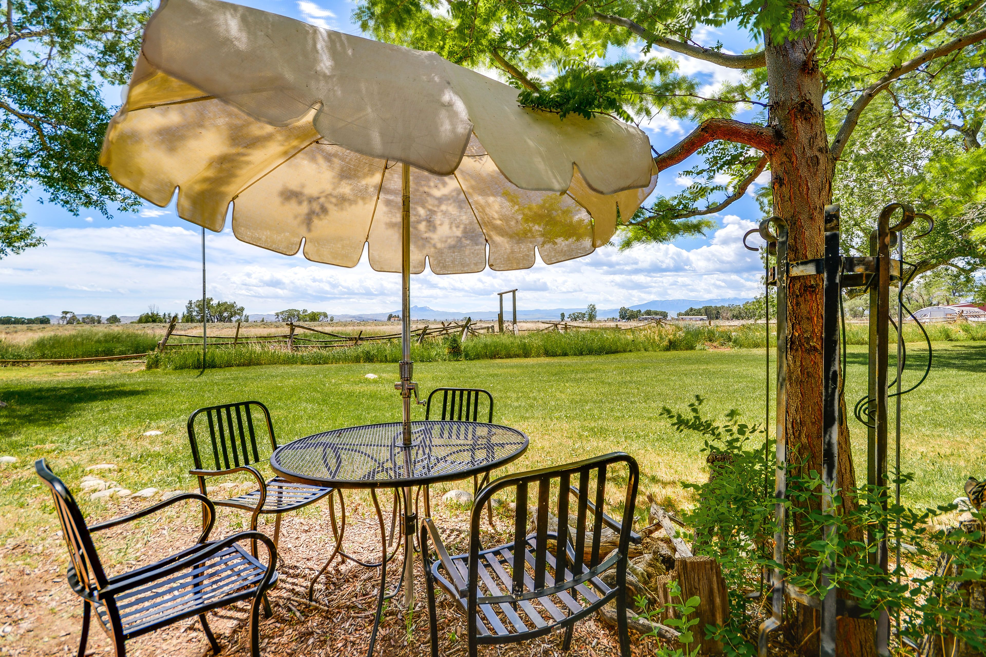 Exterior | Outdoor Dining | Gas Grill | Hot Tub