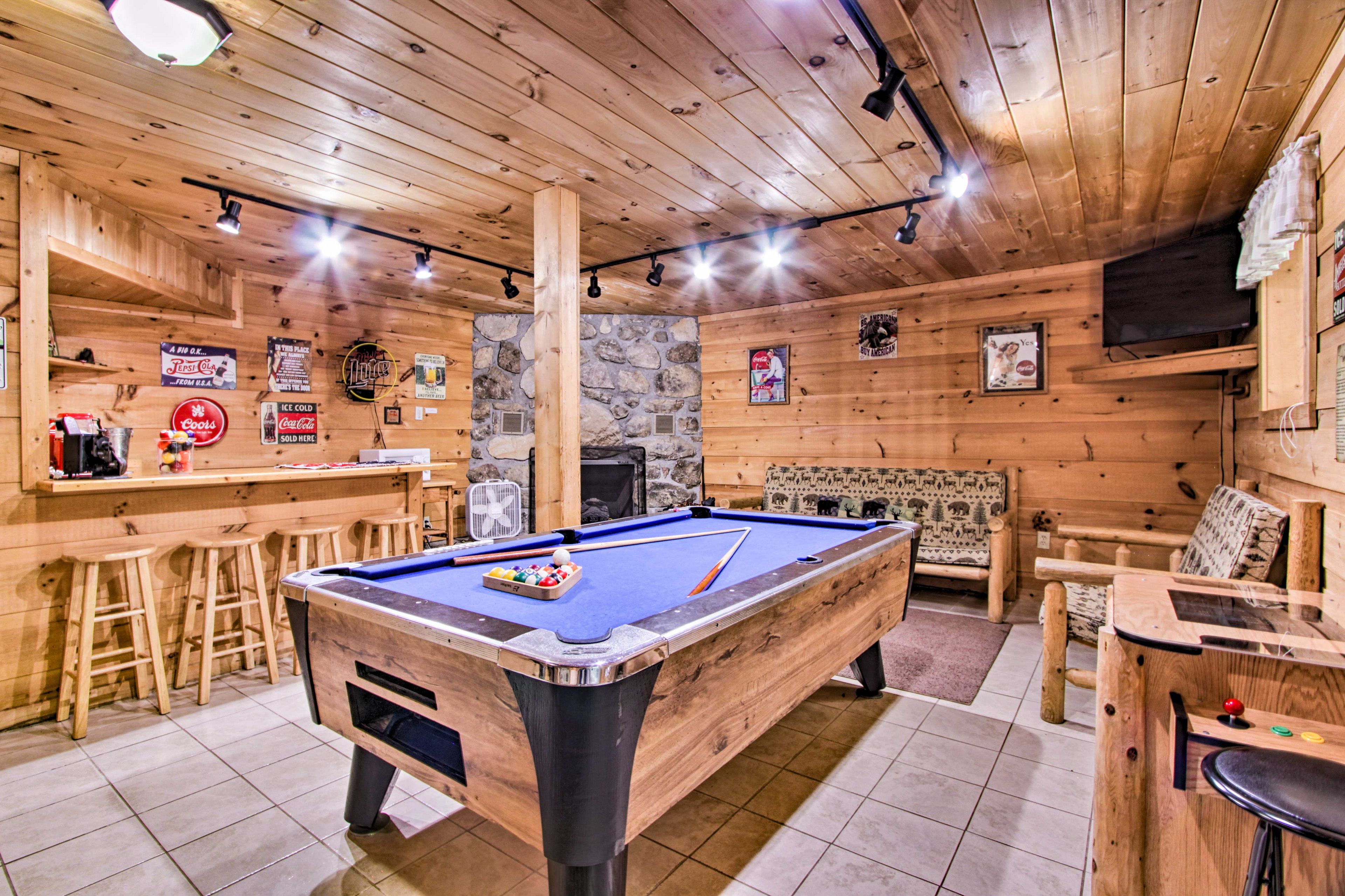 Gatlinburg Vacation Rental | 2BR | 3BA | 2,293 Sq Ft | Stairs Required