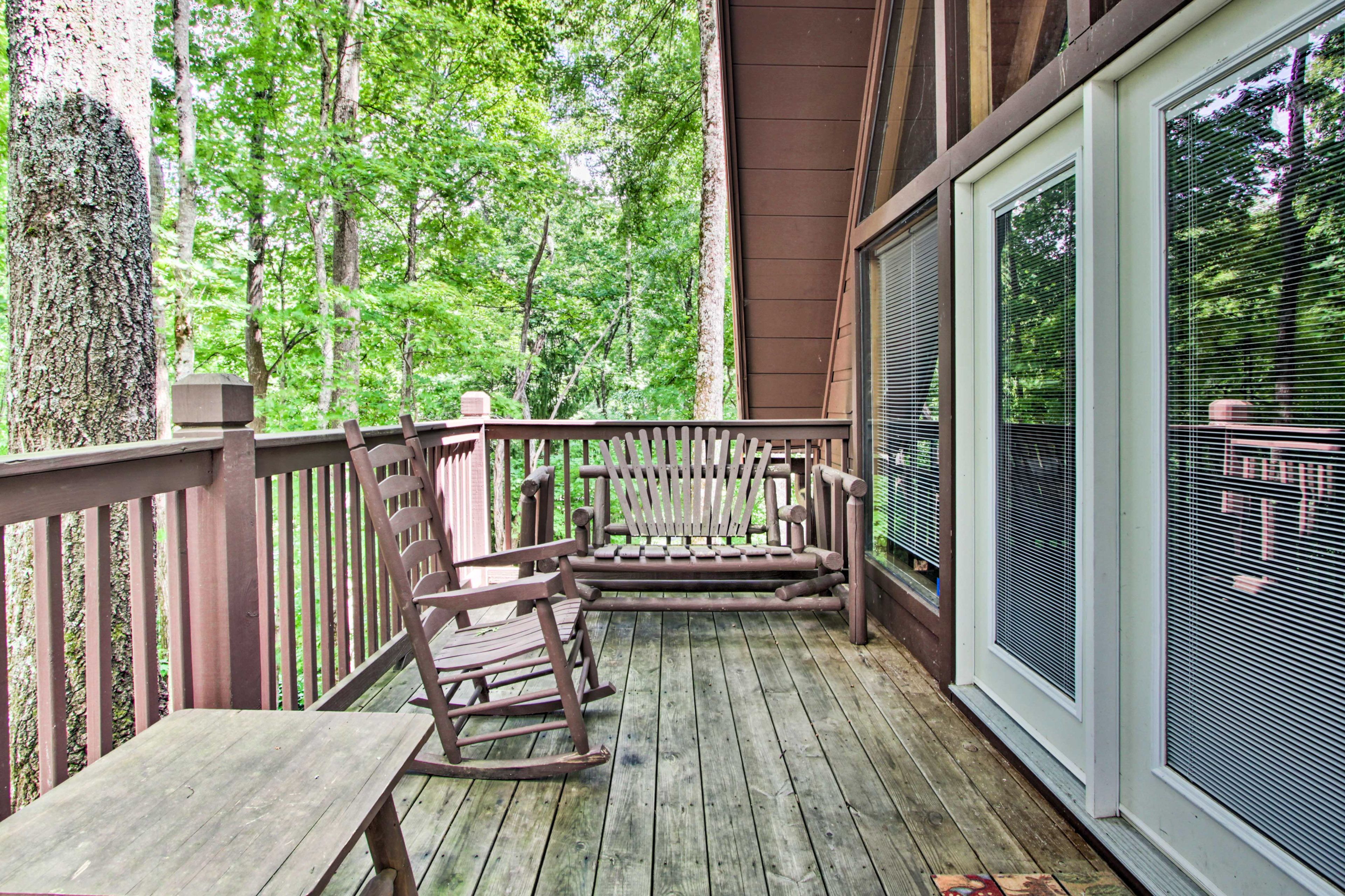Deck | Outdoor Seating