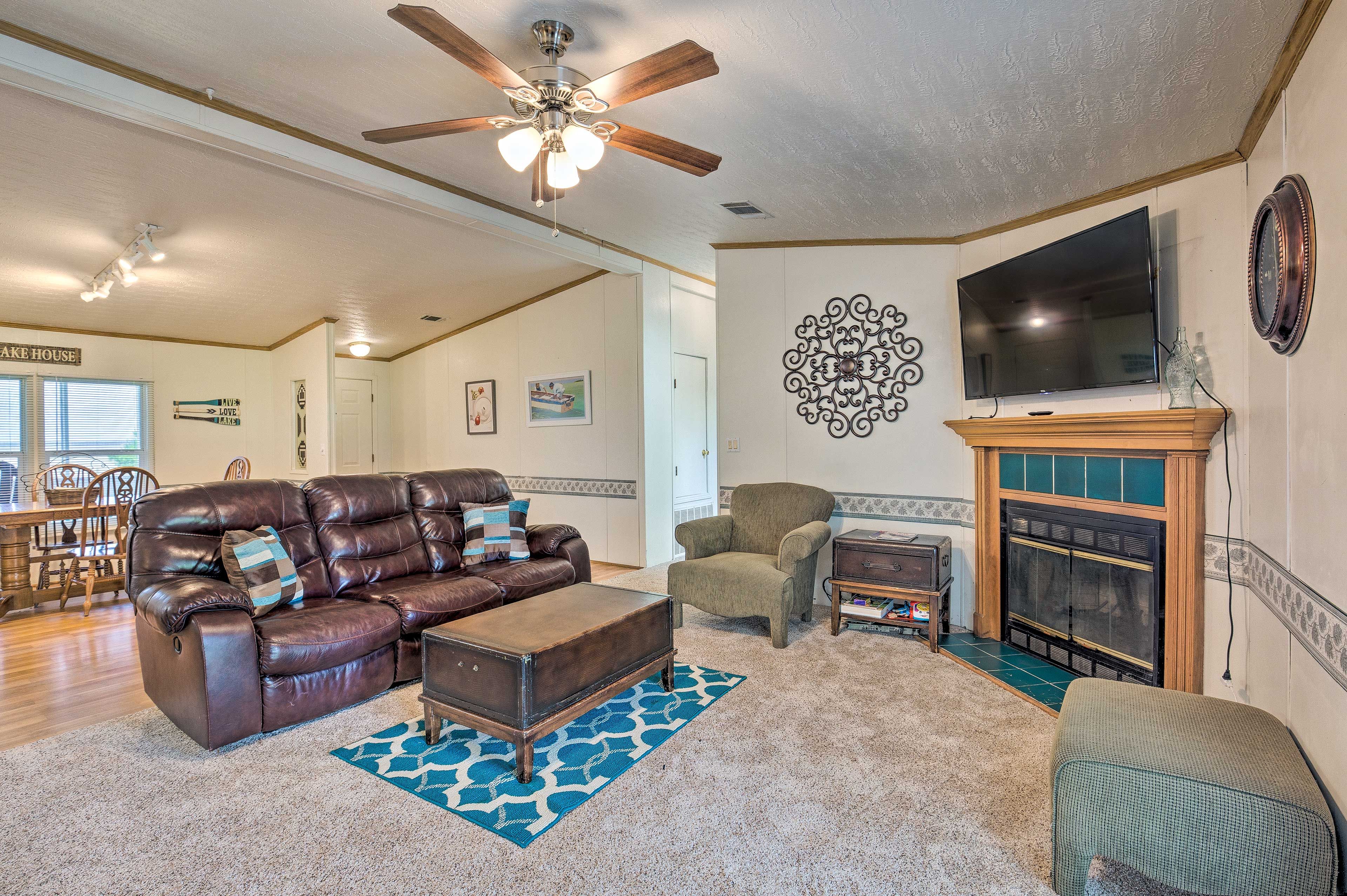 Kemp Vacation Rental | 3BR | 2BA | 1,568 Sq Ft | Stairs Required
