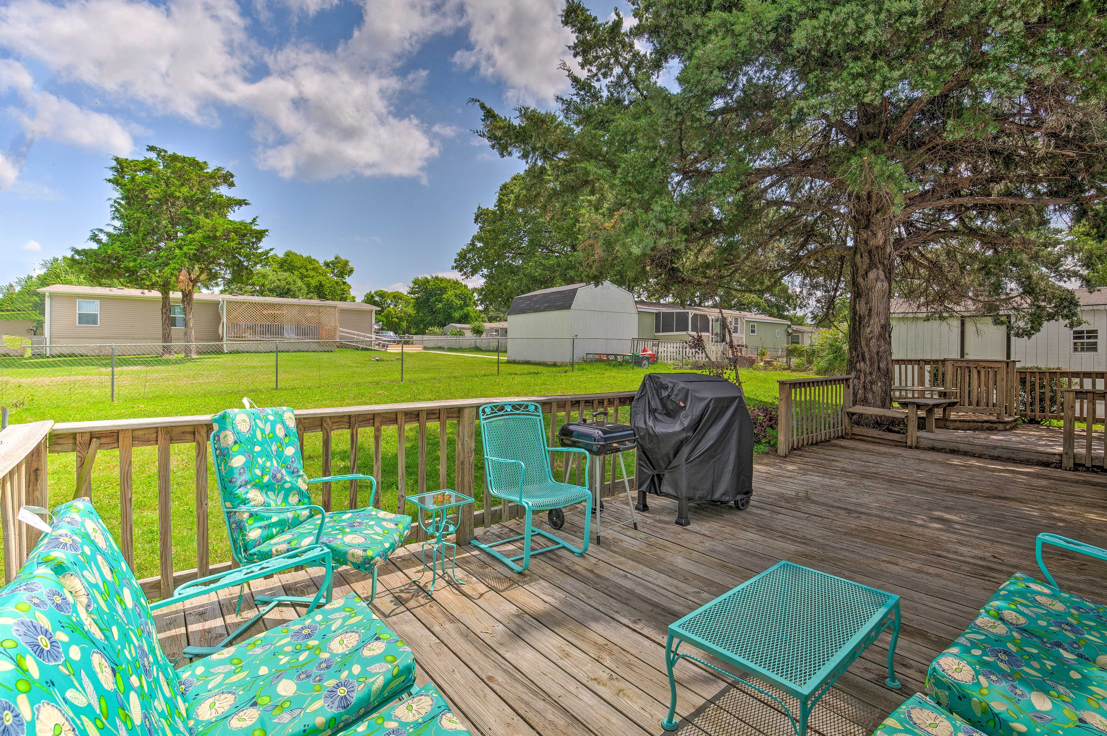 Deck | Outdoor Seating | Grill