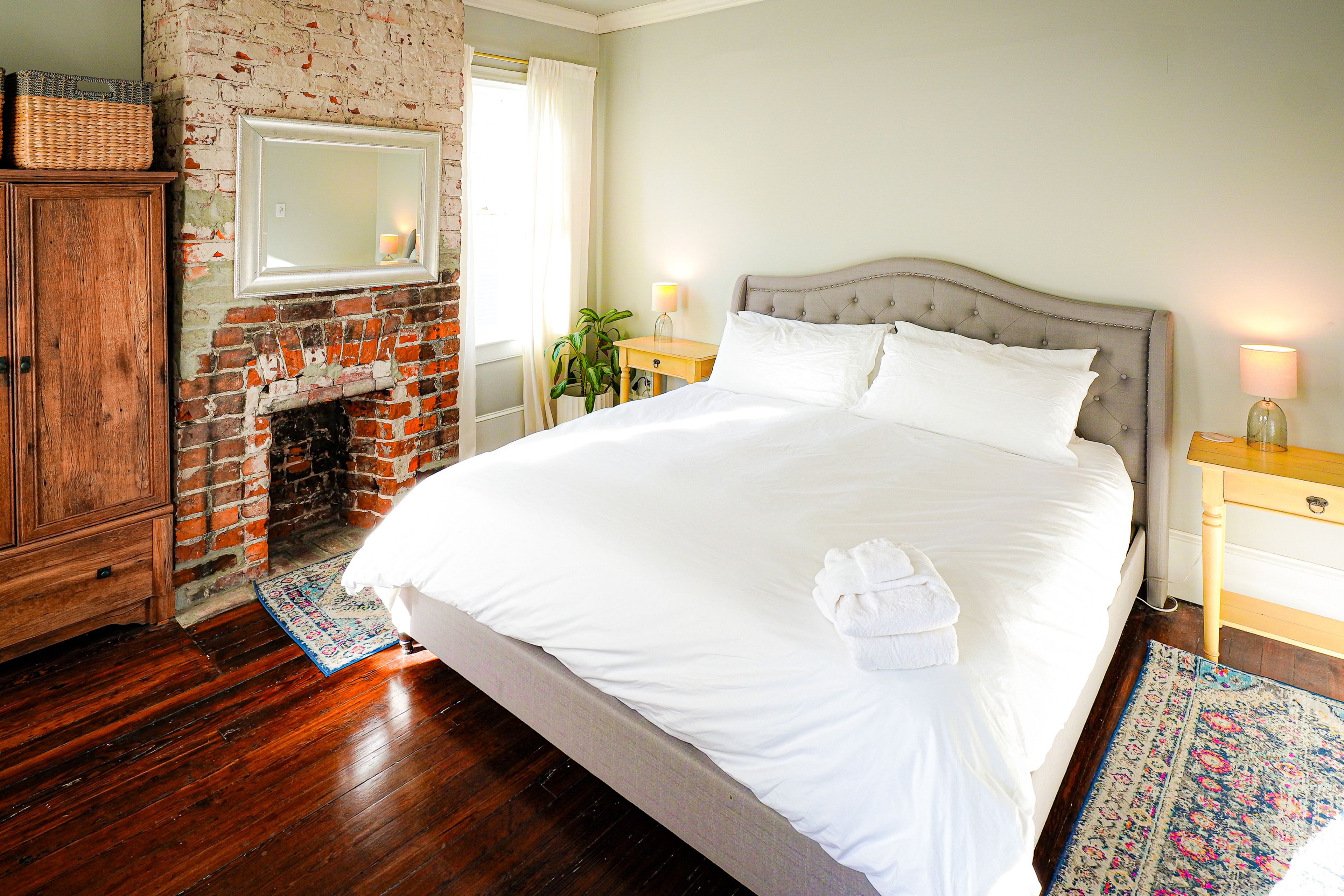 Bedroom 2 | King Bed