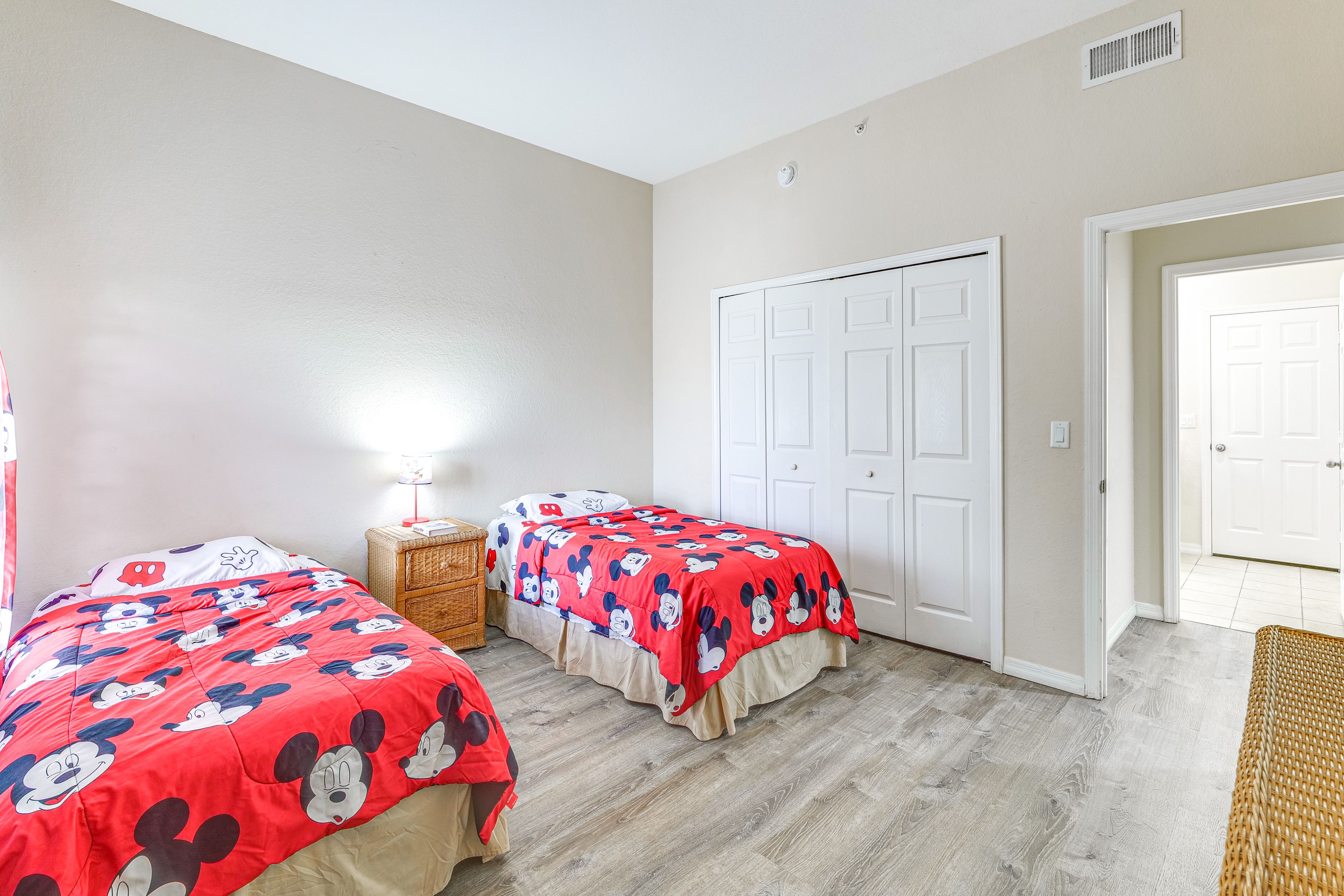 Bedroom 3 | 2 Twin Beds