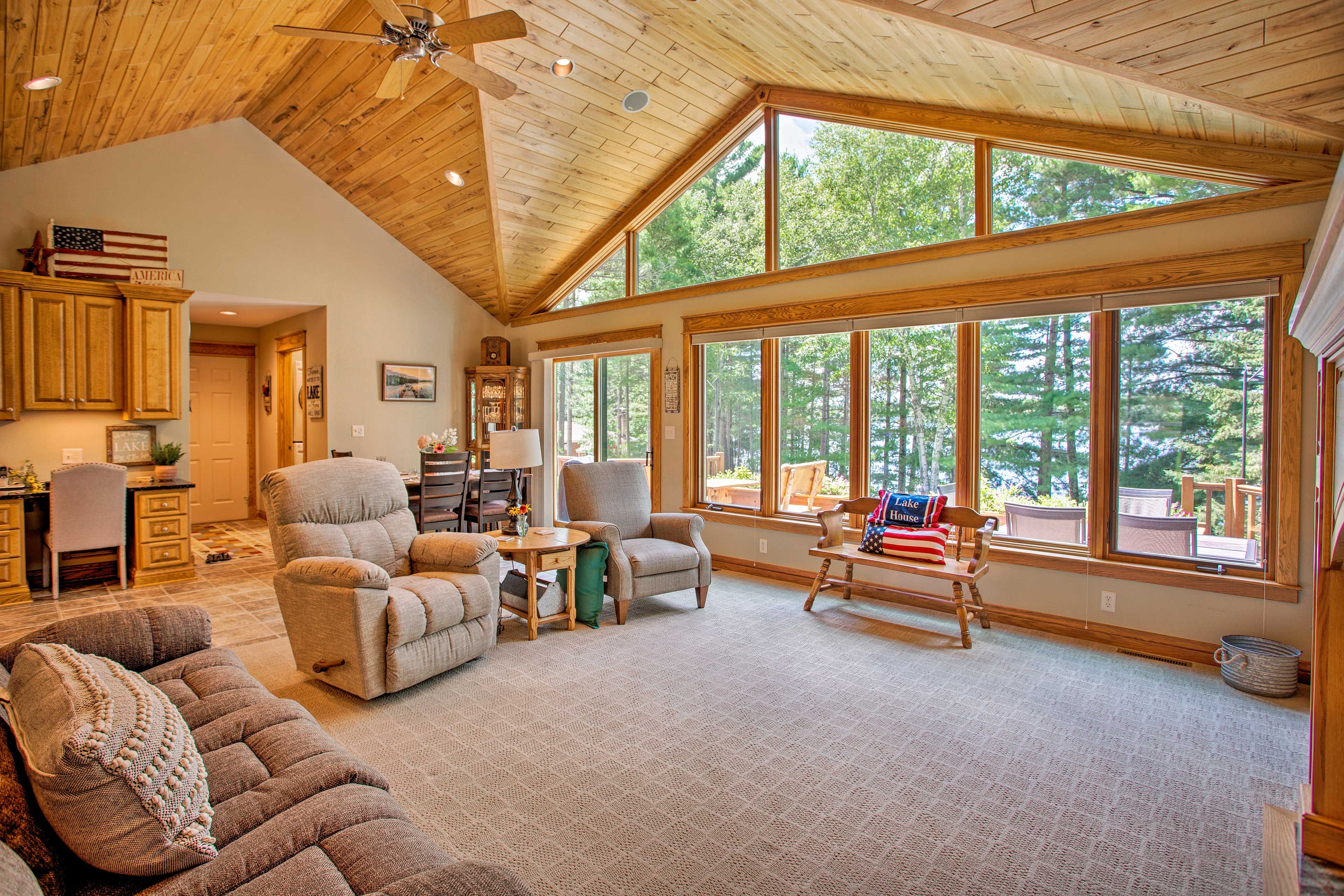 Living Room | Sleeper Sofa | Central A/C & Heating | Free WiFi