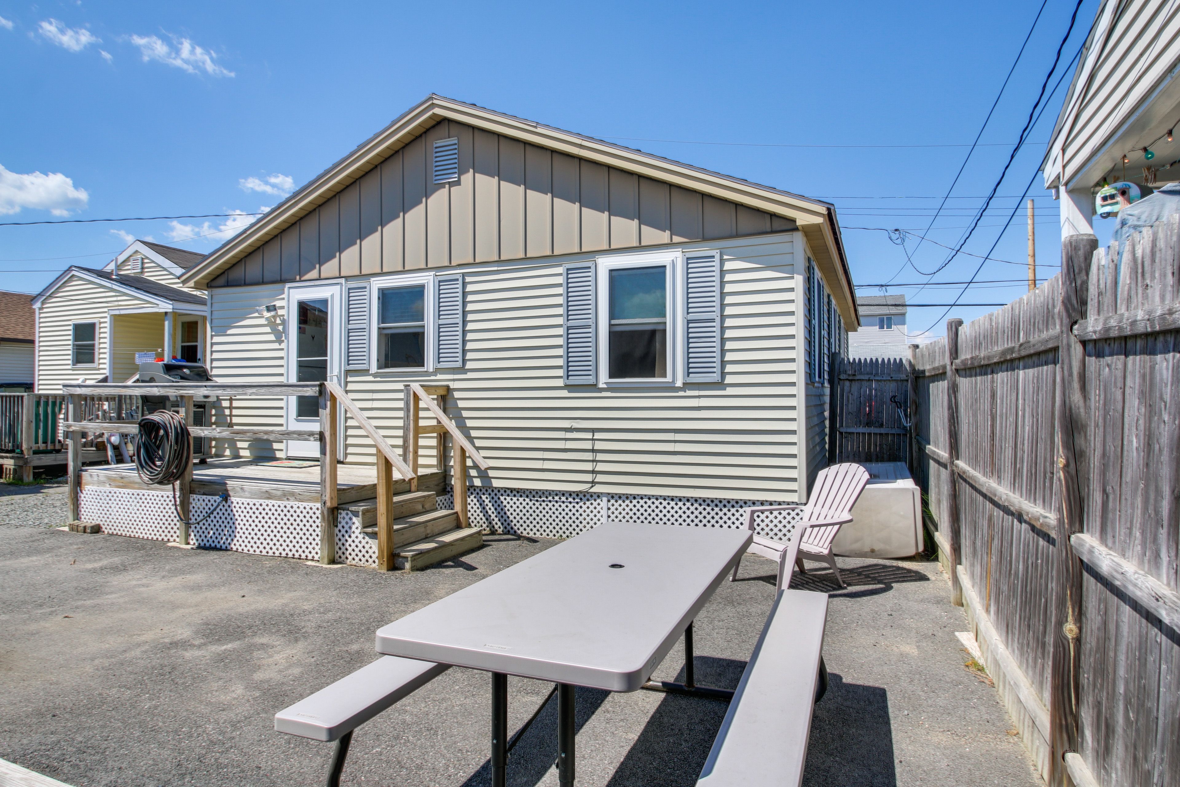 Home Exterior | Picnic Space