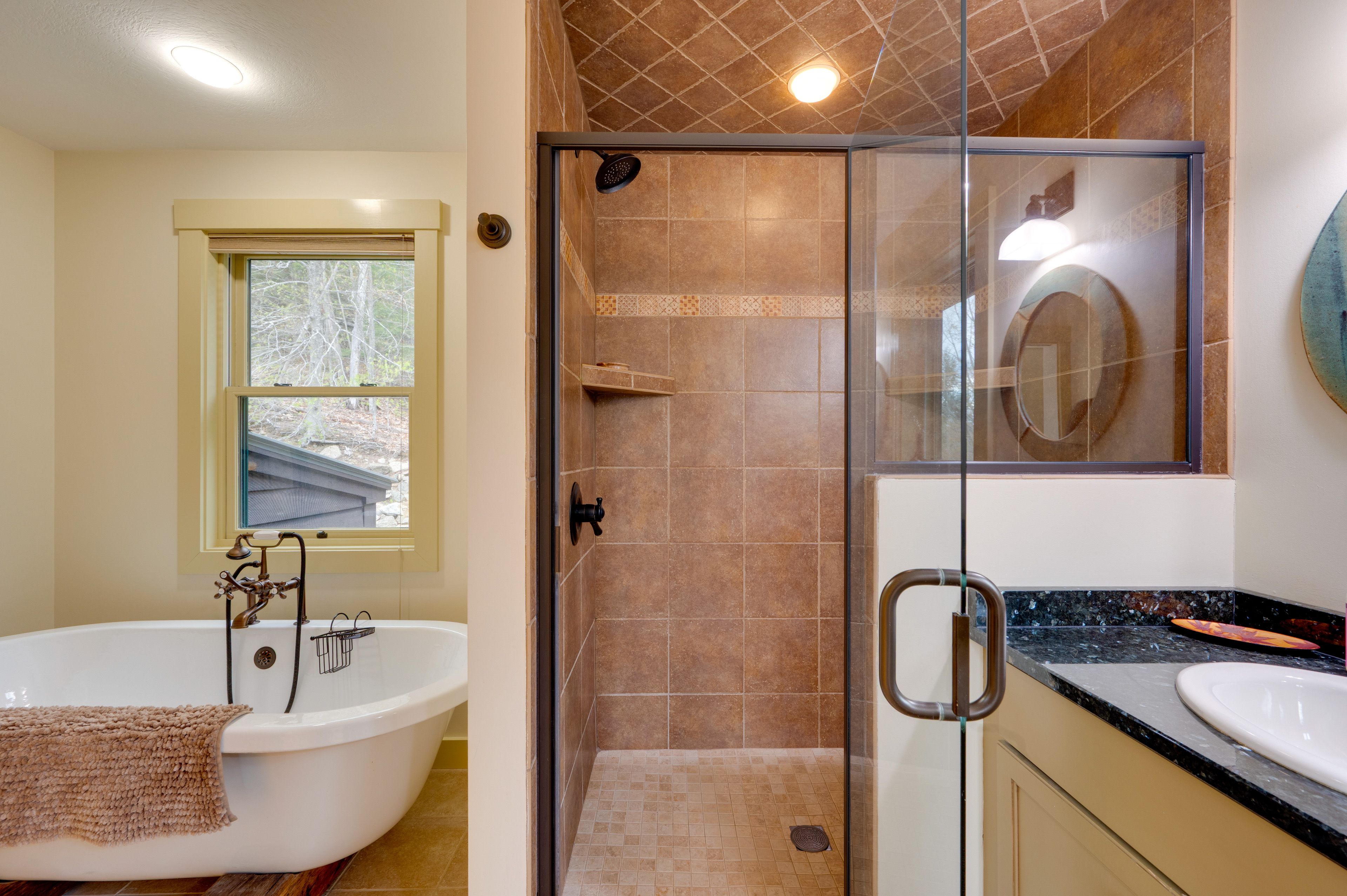 En-Suite Bathroom | Towels Provided