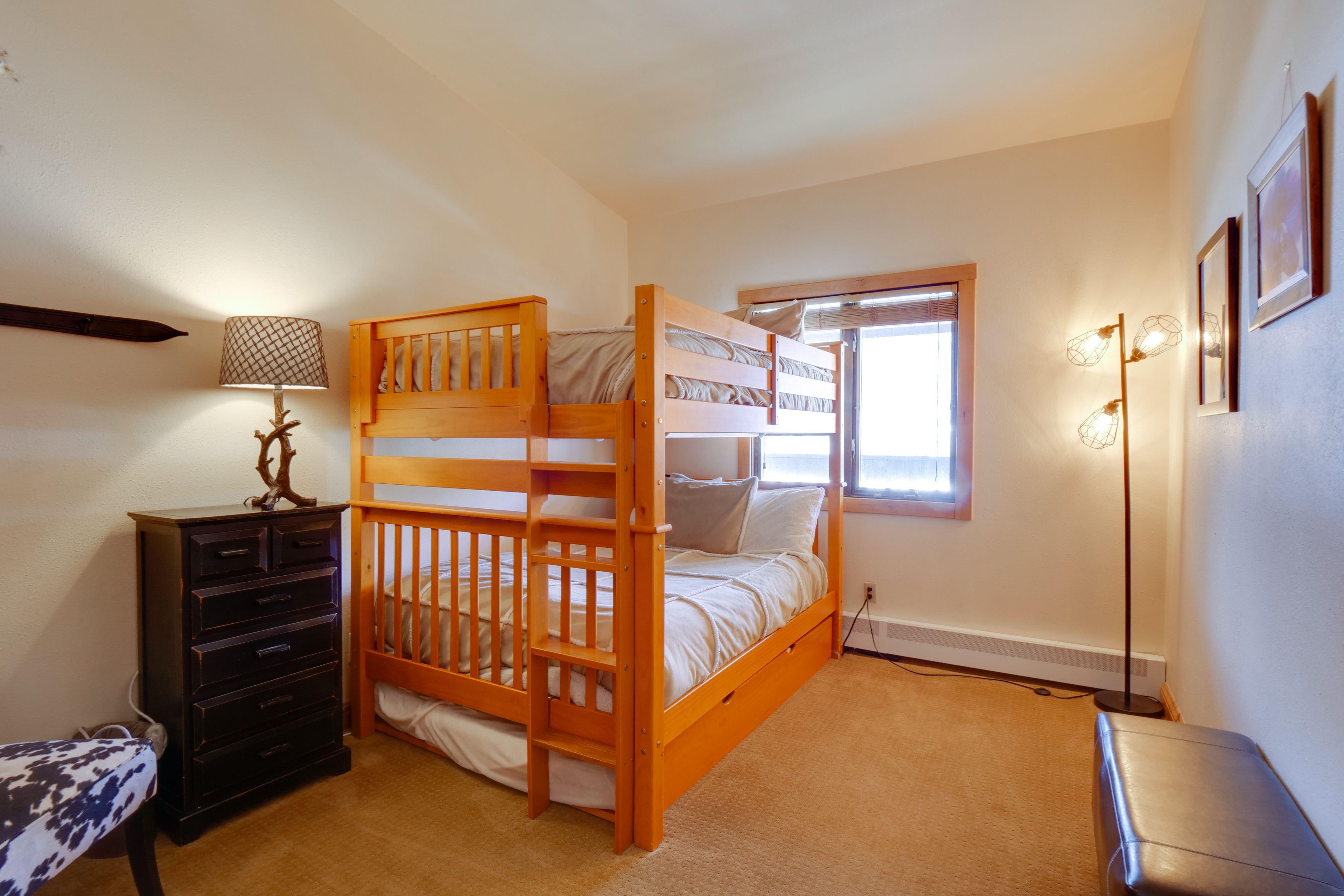 Bedroom 2 | Full Bunk Bed w/ Full Trundle