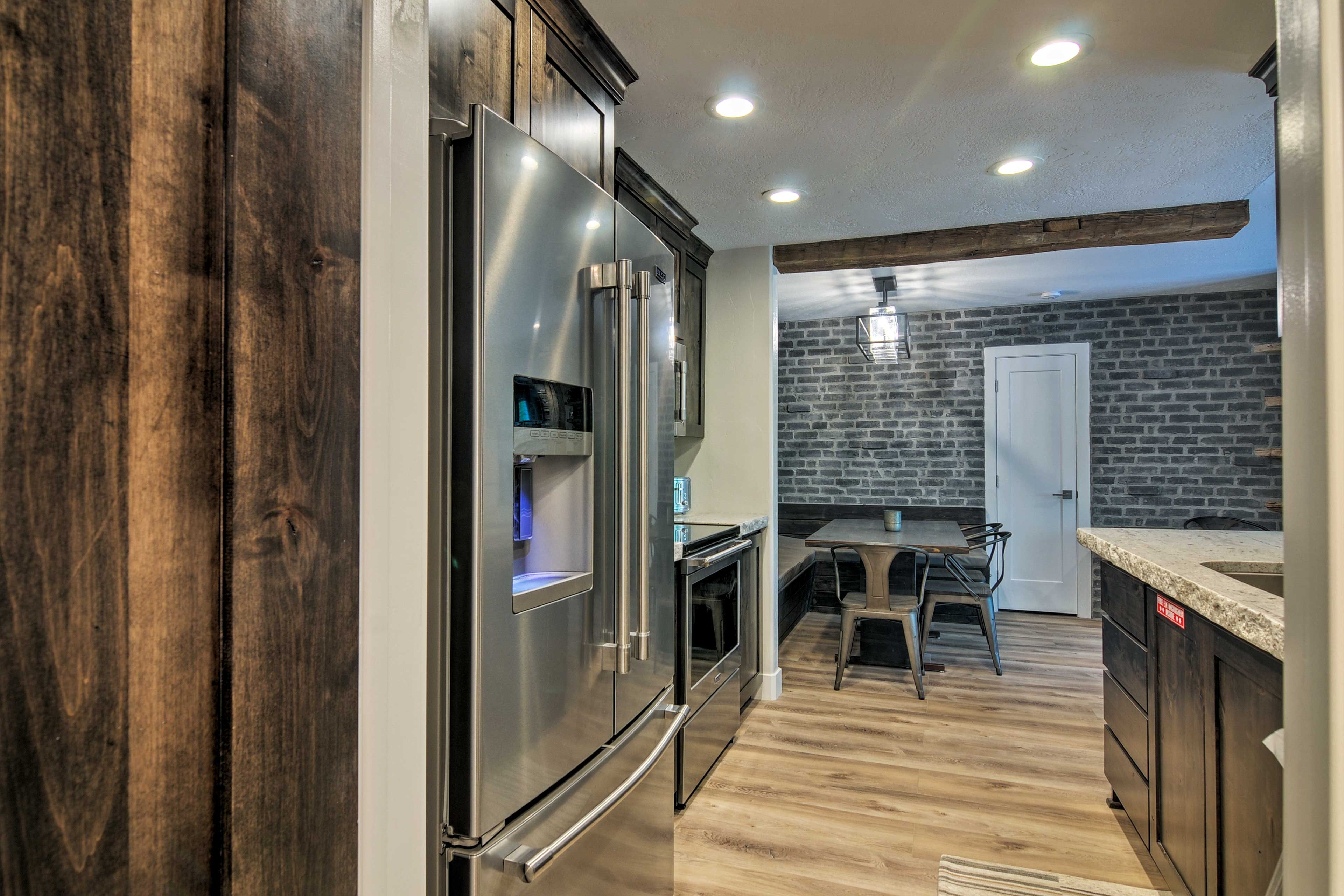 Kitchen | Toaster | Crockpot | Knife Set | Cooking Basics