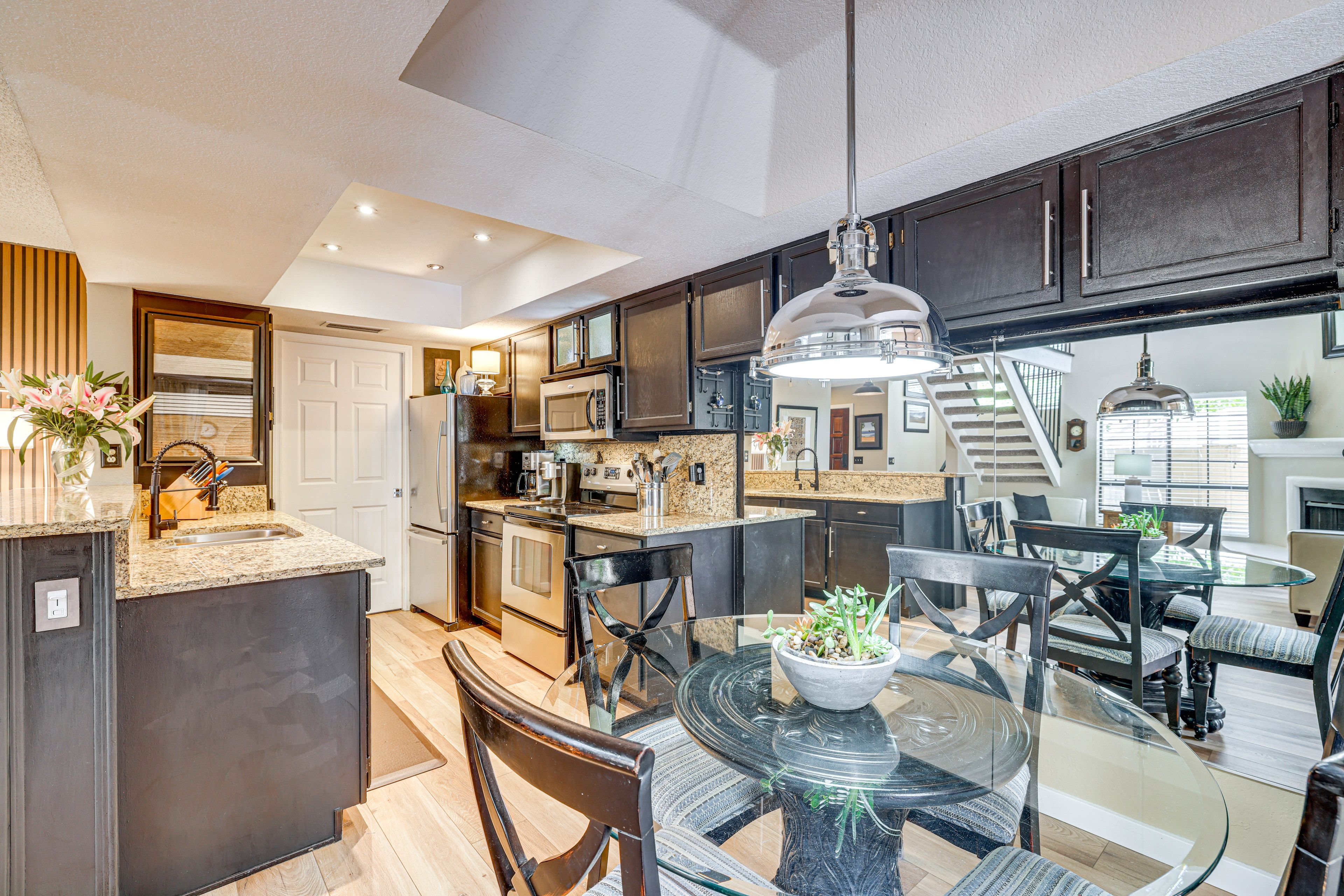 Dining Area | Dishware & Flatware