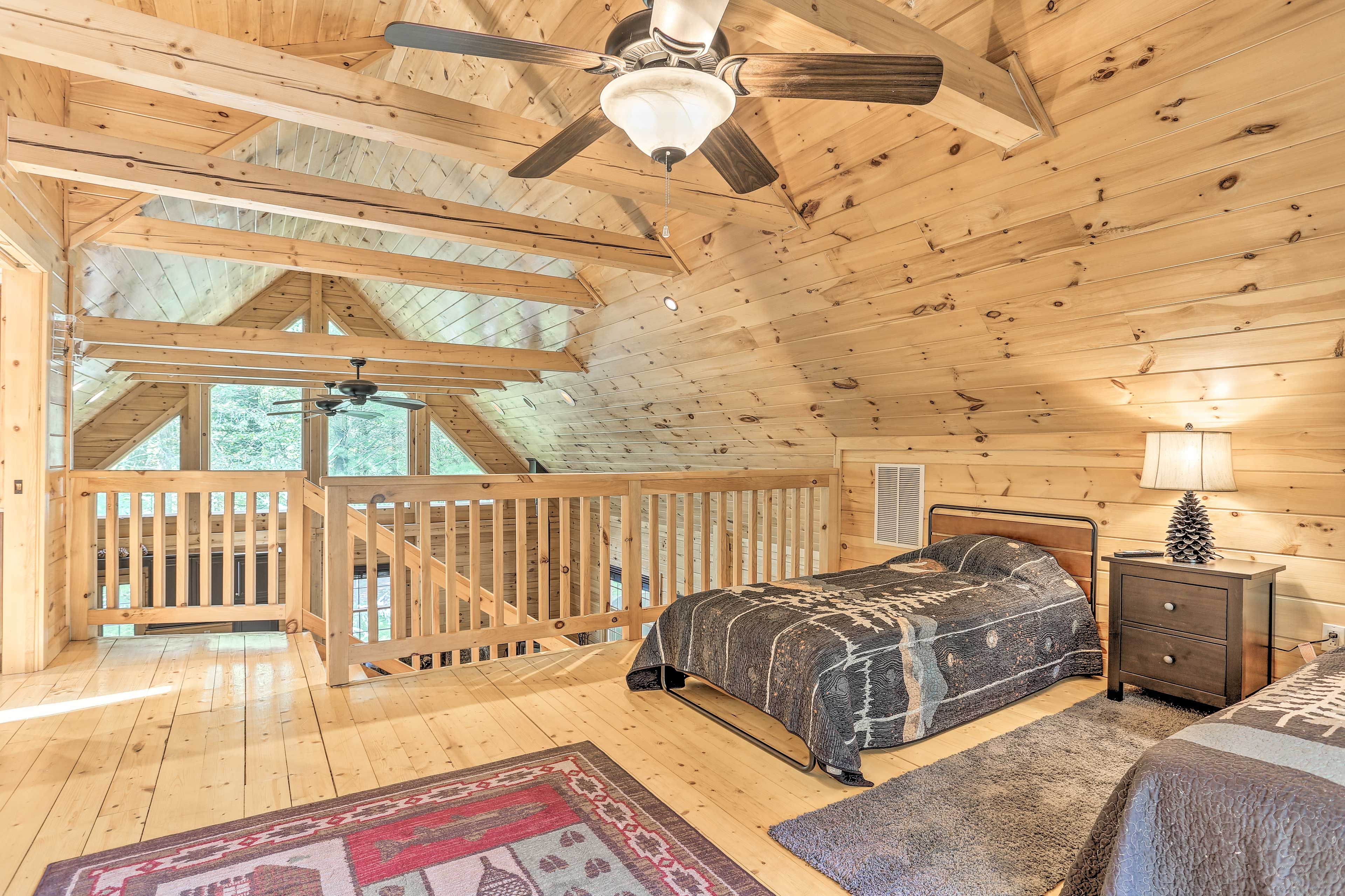 Loft | 2 Twin Beds