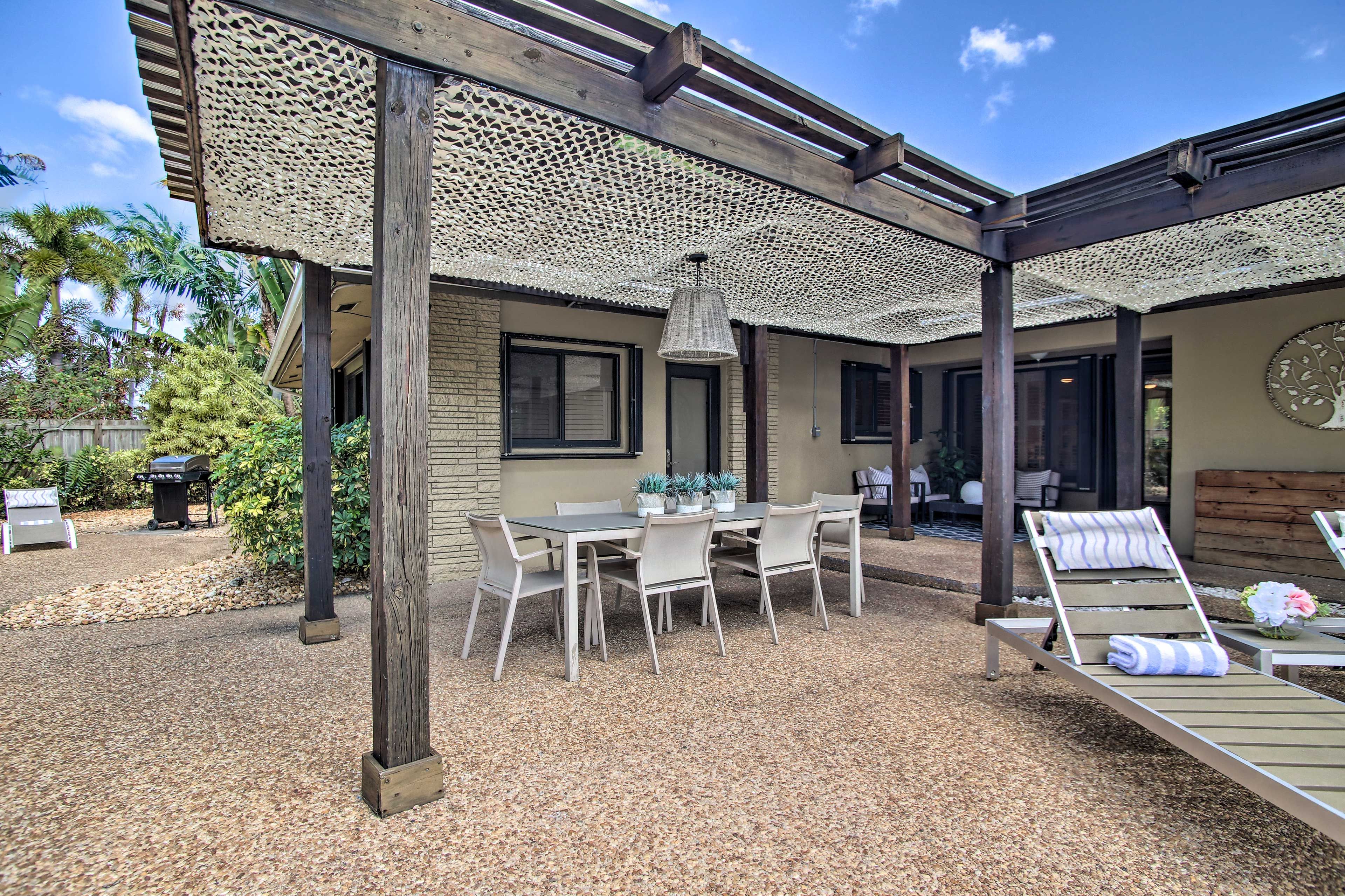 Outdoor Dining Area