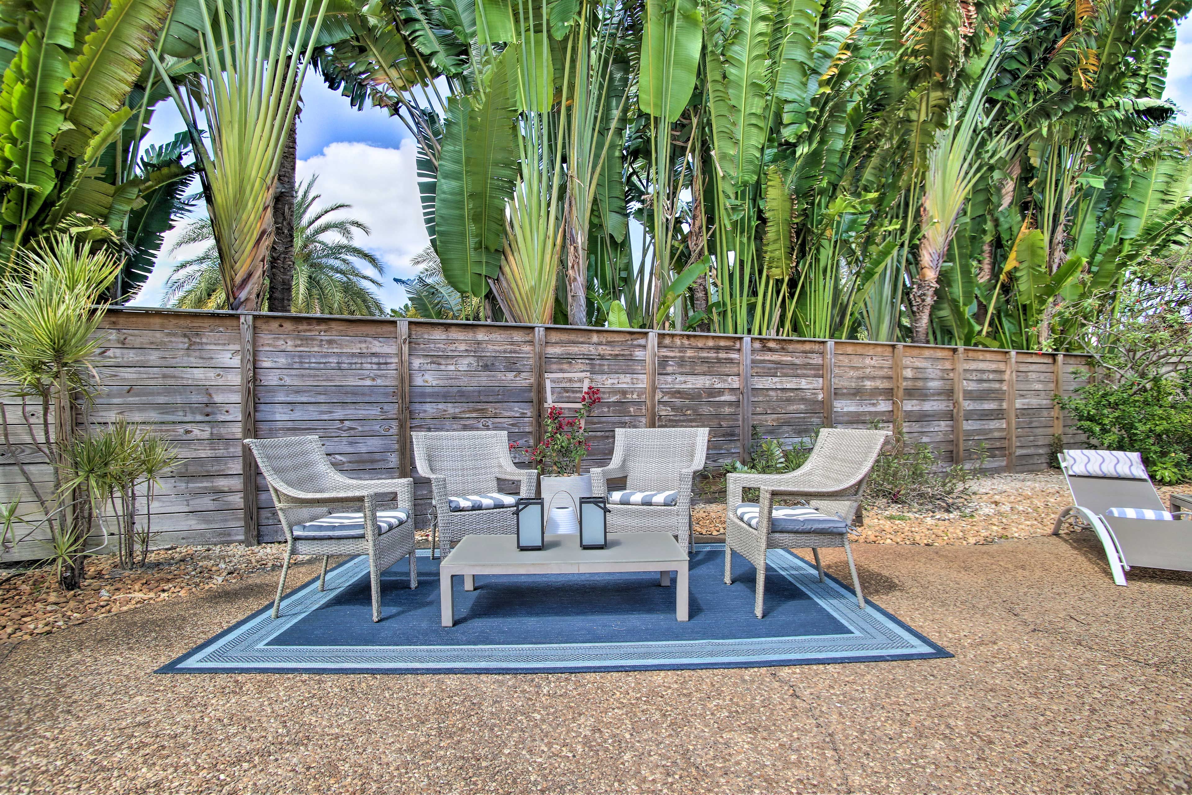 Outdoor Dining Space