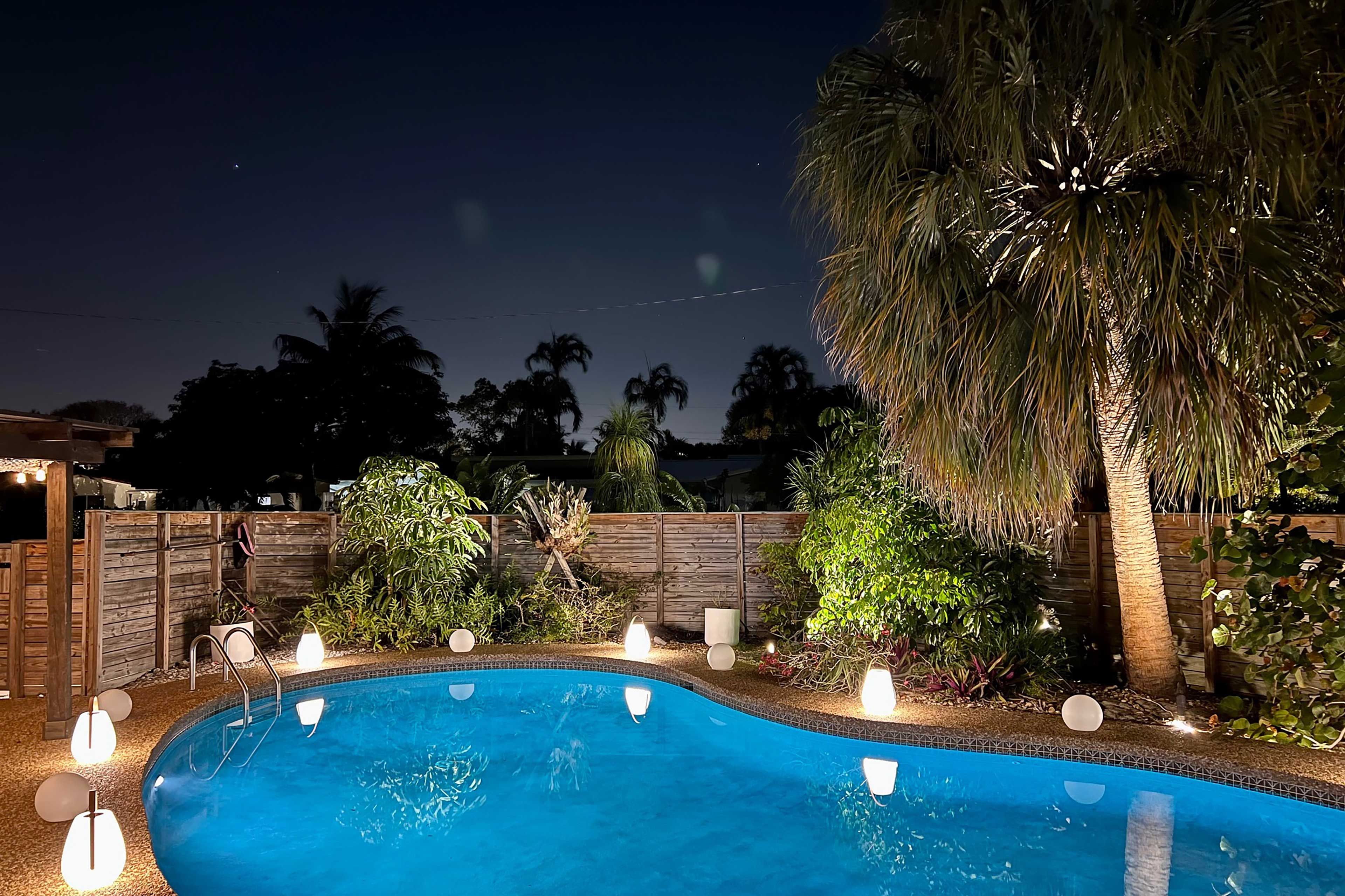 Private Pool | Night View
