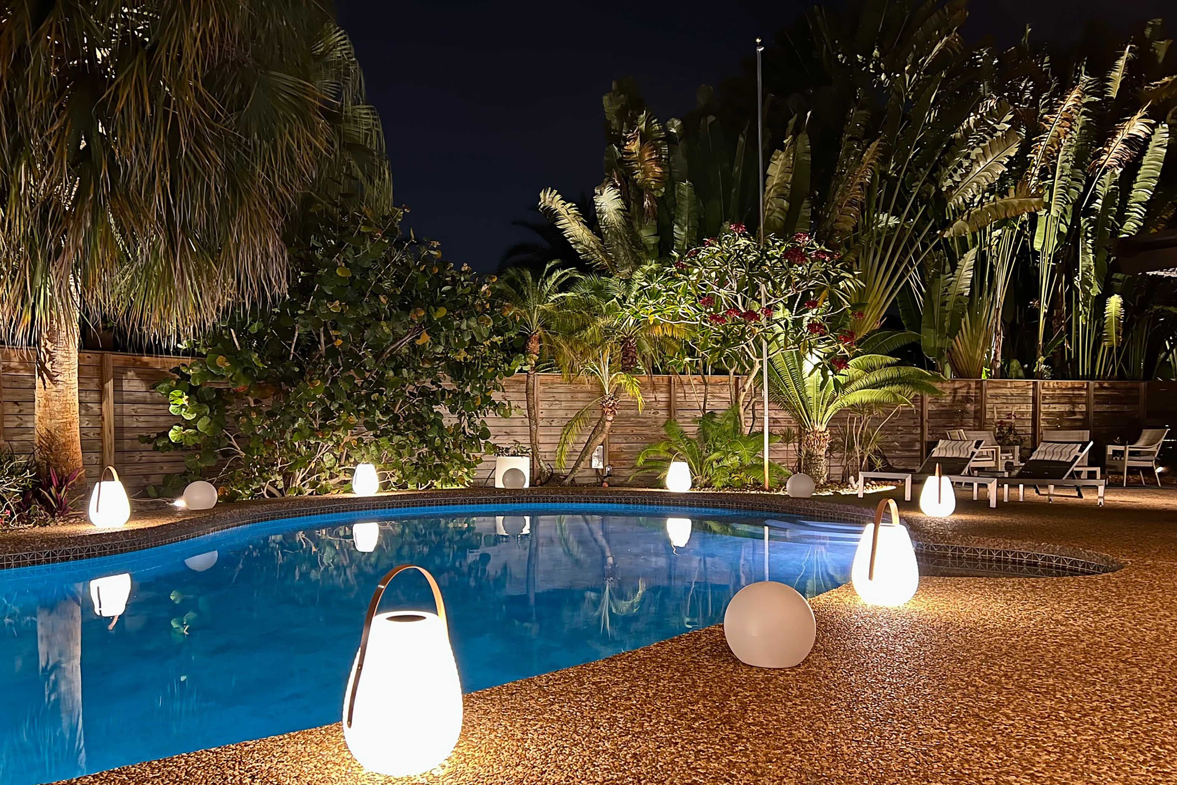 Private Pool | Night View