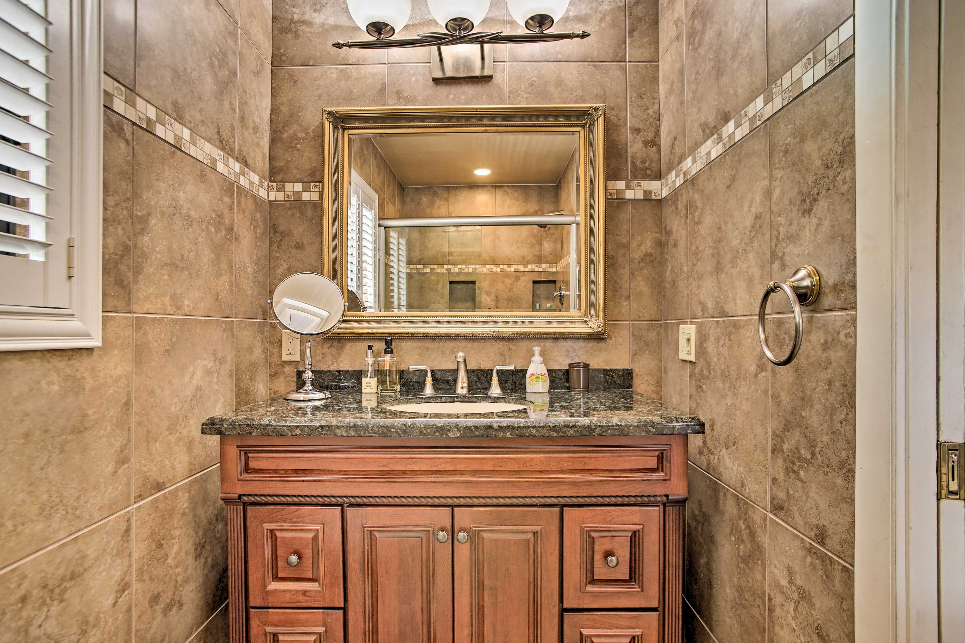 En-Suite Bathroom