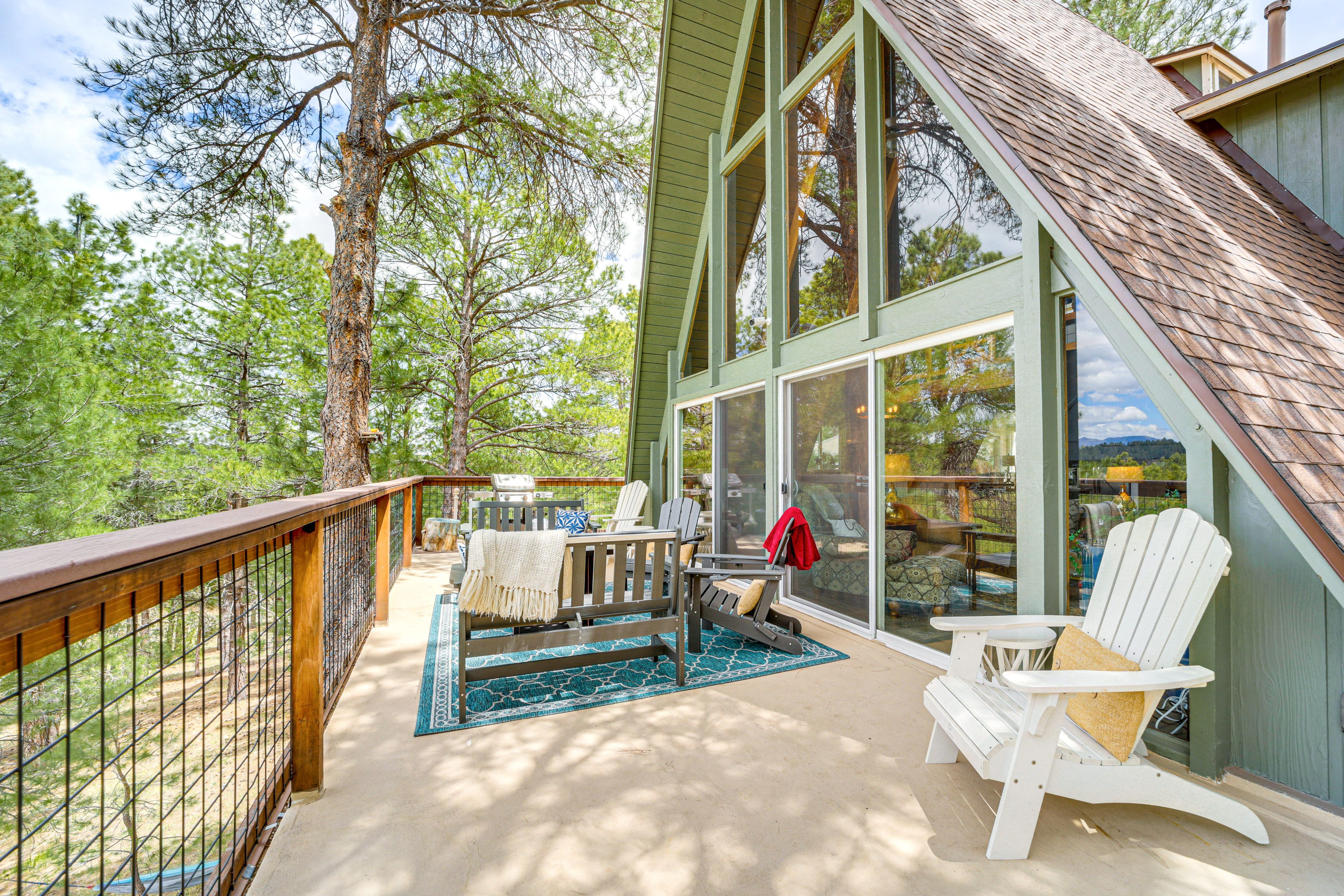 Flagstaff Vacation Rental | 3BR | 3BA | 2,841 Sq Ft | Stairs Required