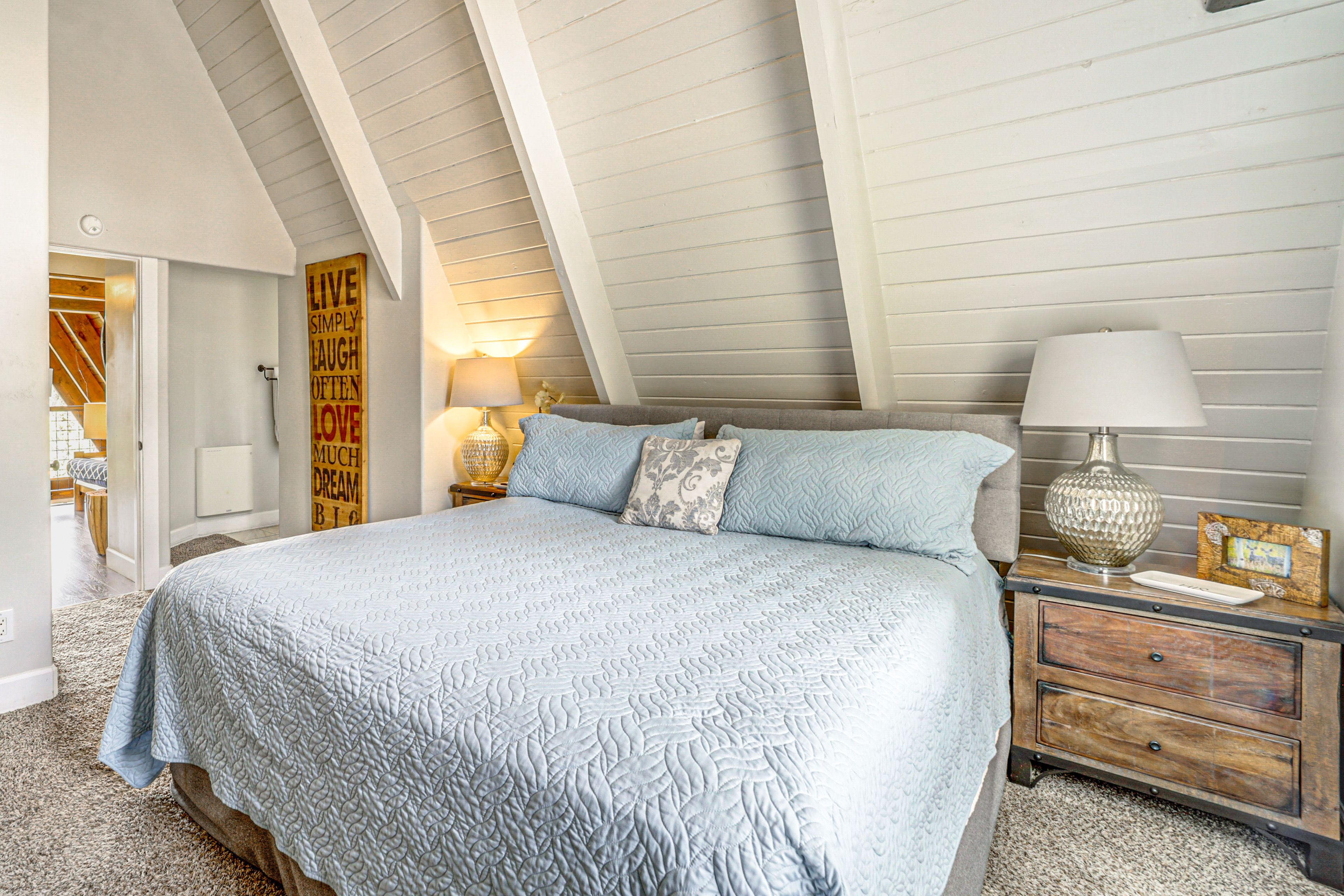 Bedroom 1 | California King Bed | Upper Level