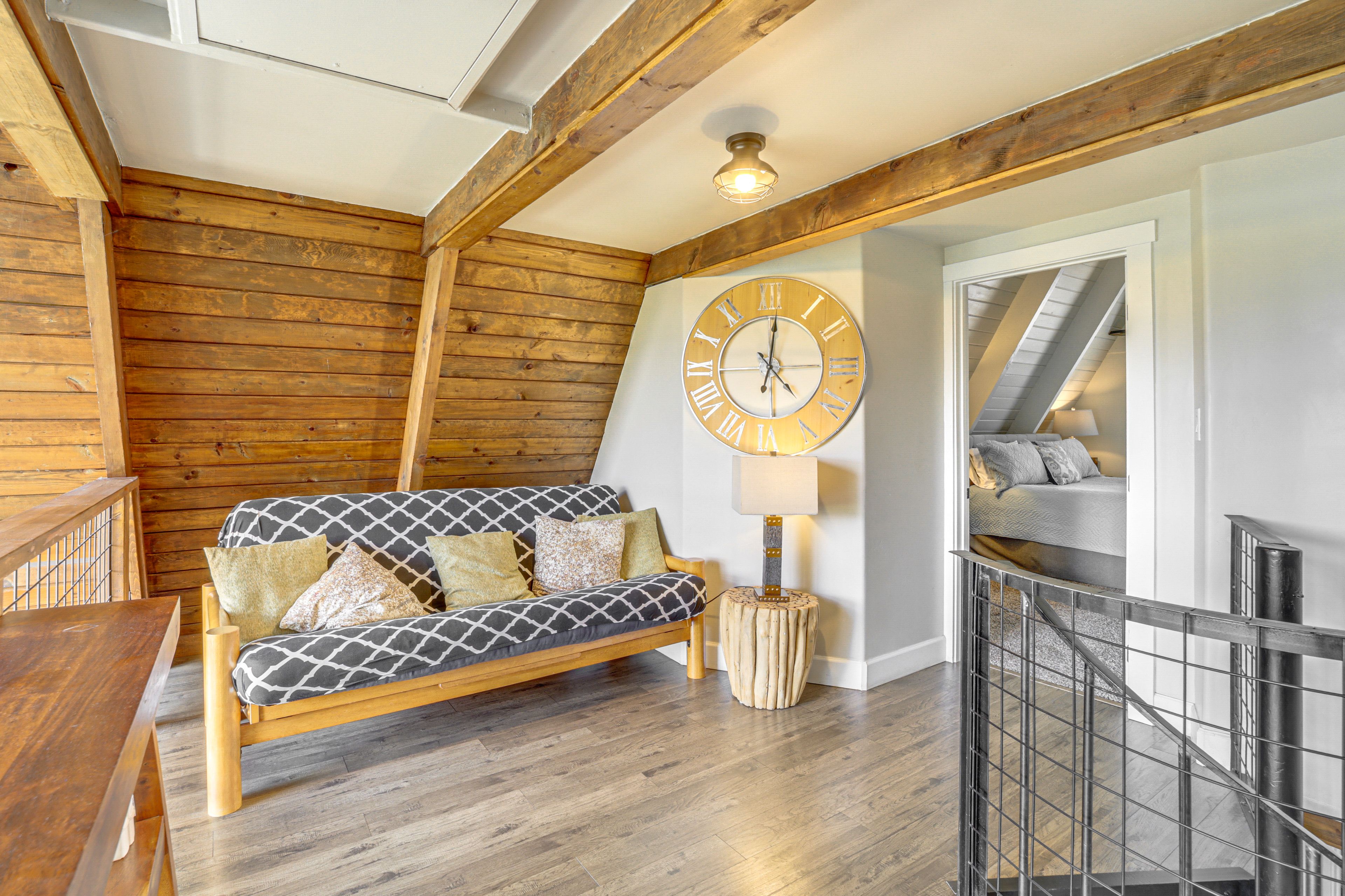 Loft | Futon | Upper Level