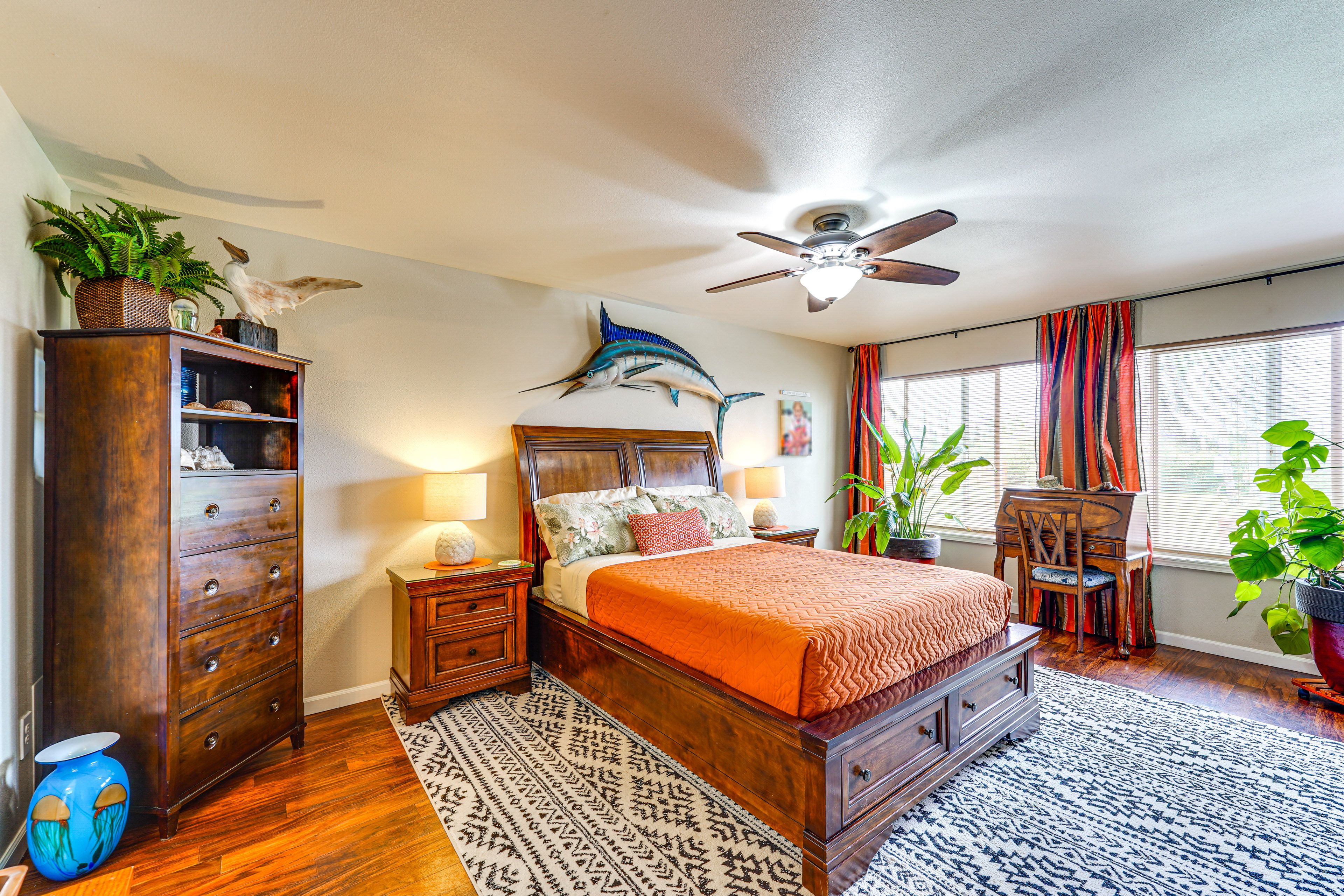 Bedroom 1 | Queen Bed | Linens Provided