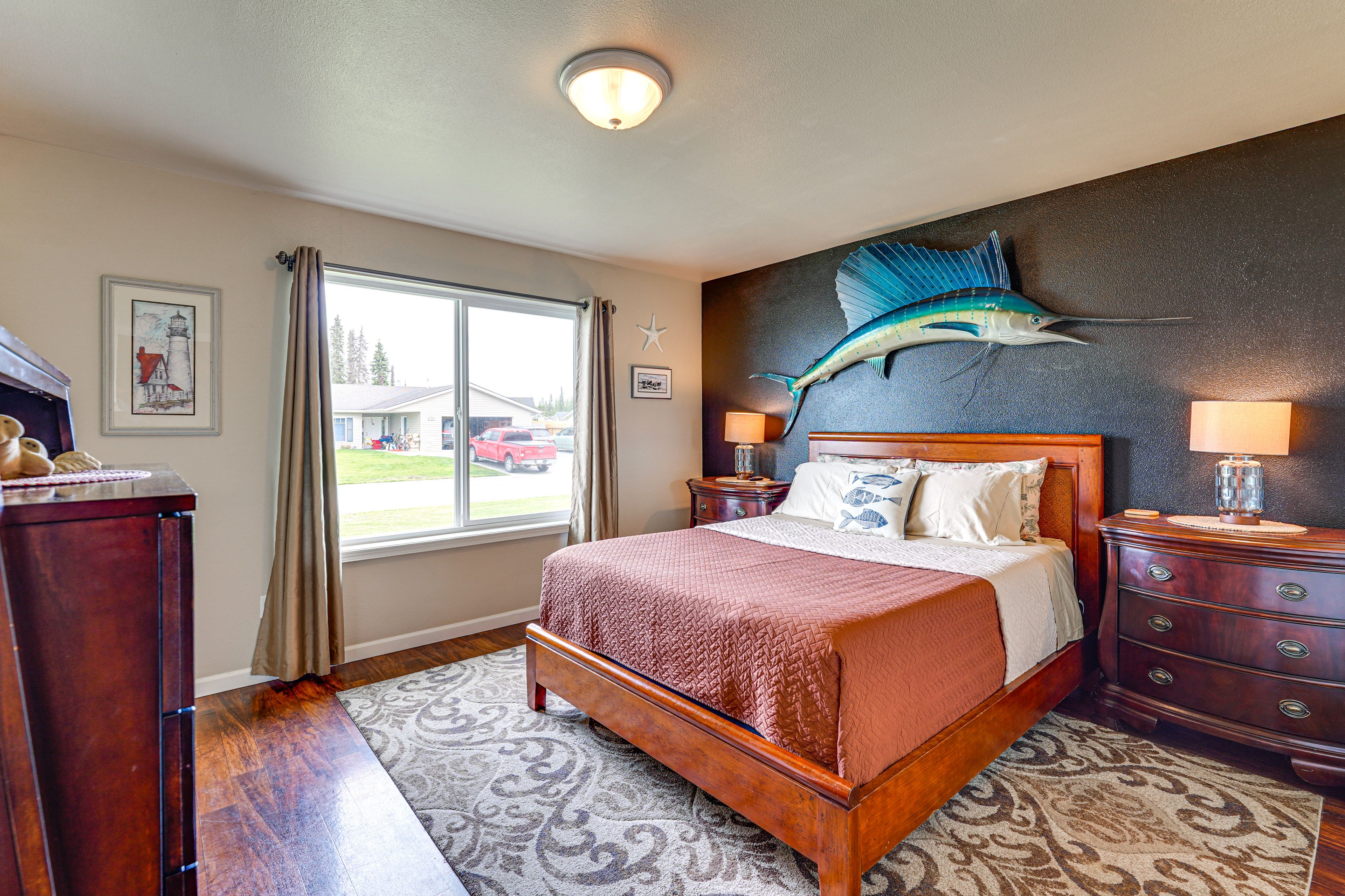Bedroom 2 | Queen Bed
