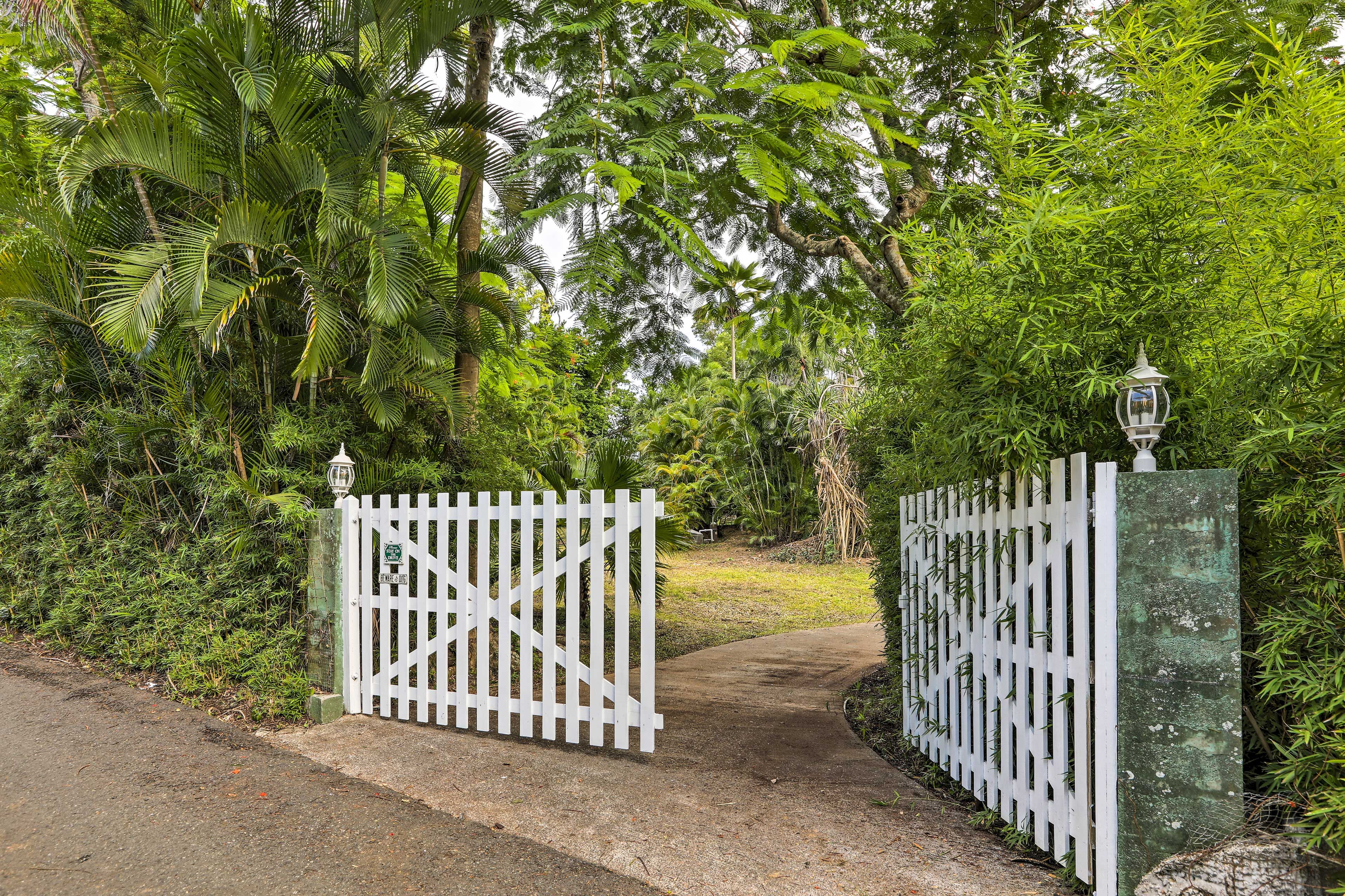 Welcome to your home-away-from-home in St Thomas!