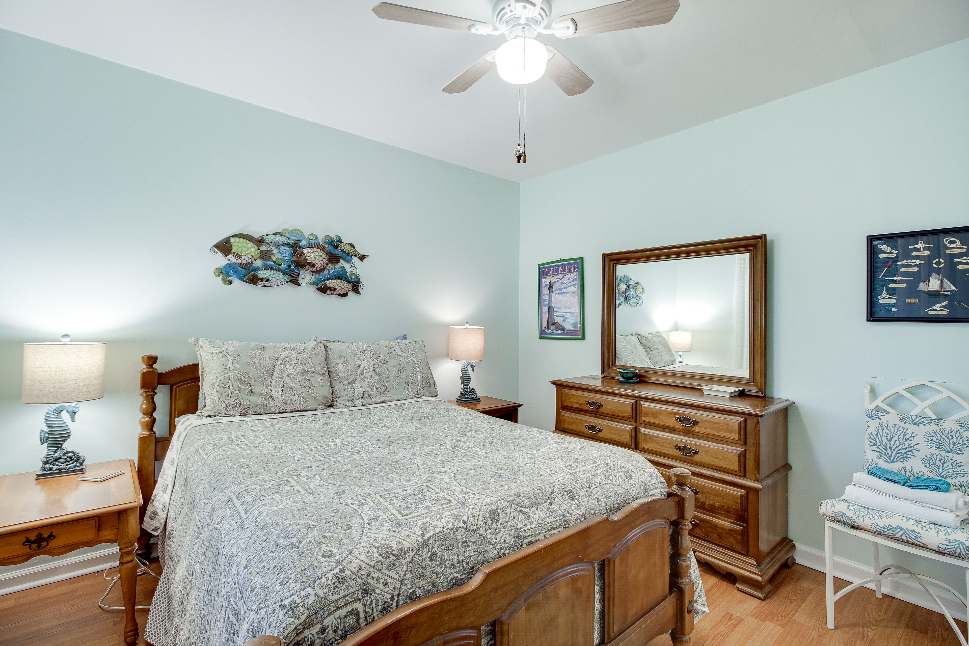 Bedroom 1 | Main Level | Queen Bed | Linens Provided