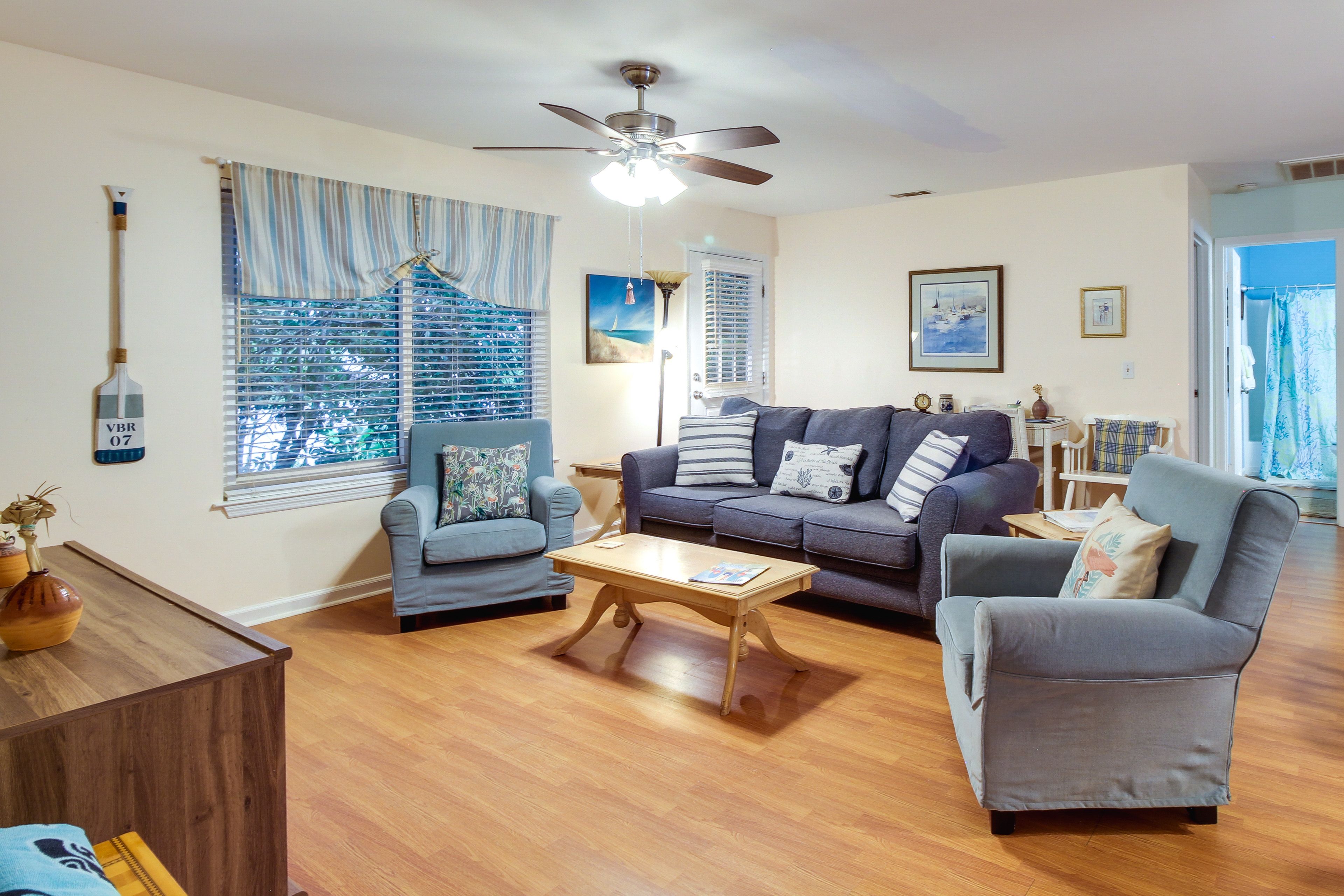 Living Room | Main Level