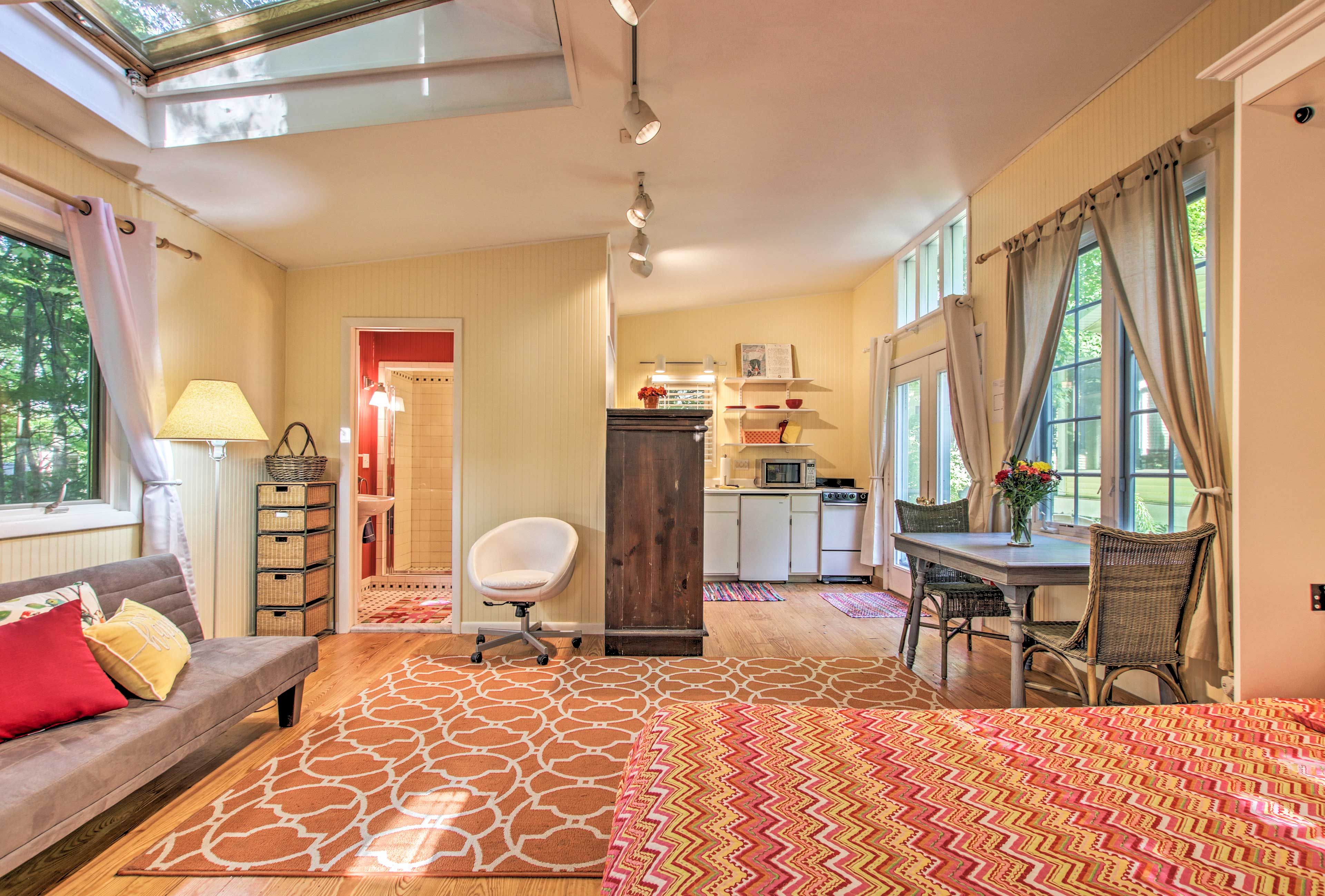 Saugatuck Vacation Rental | Studio | 1BA | 345 Sq Ft