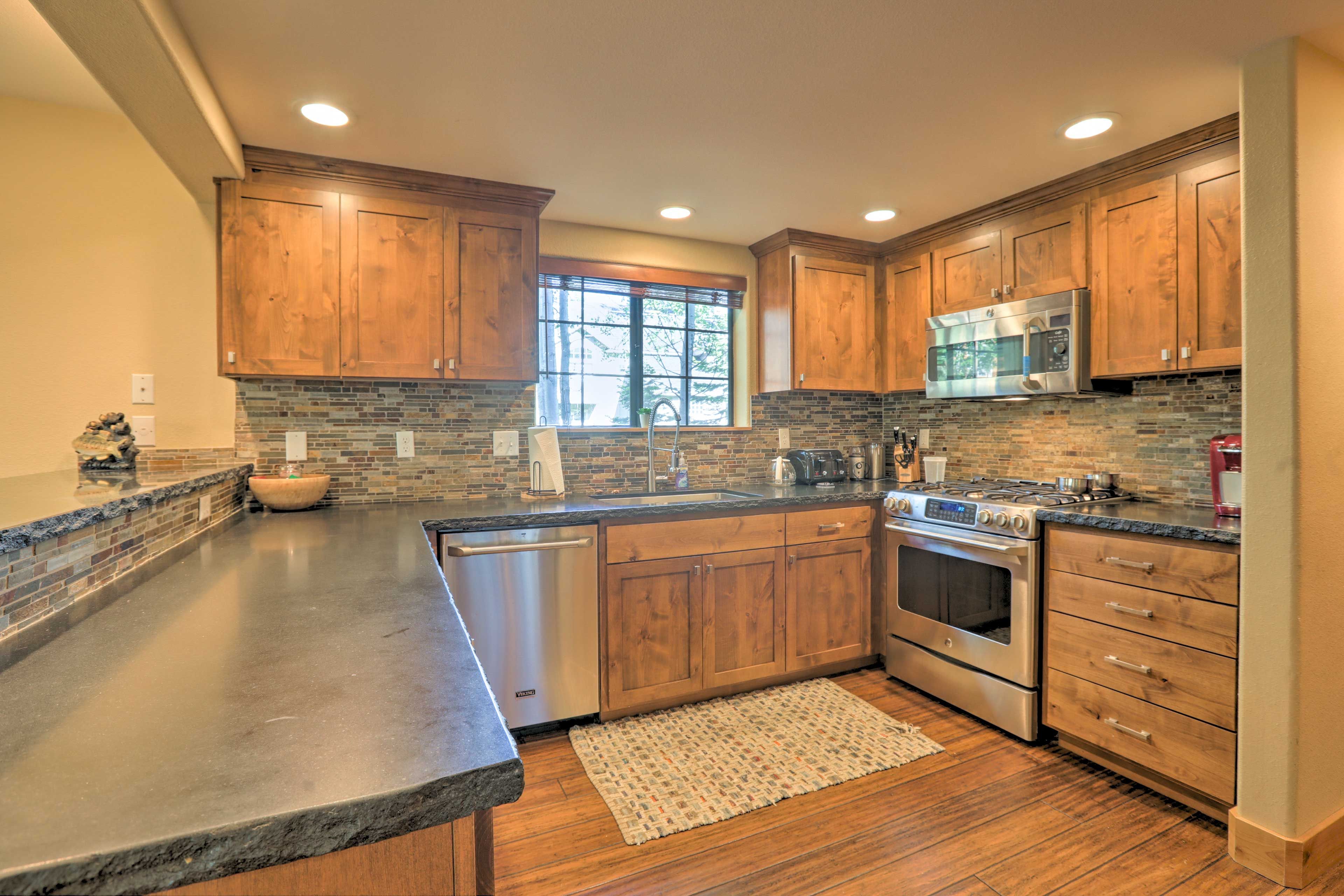 Fully Equipped Kitchen | Keurig Coffee Maker