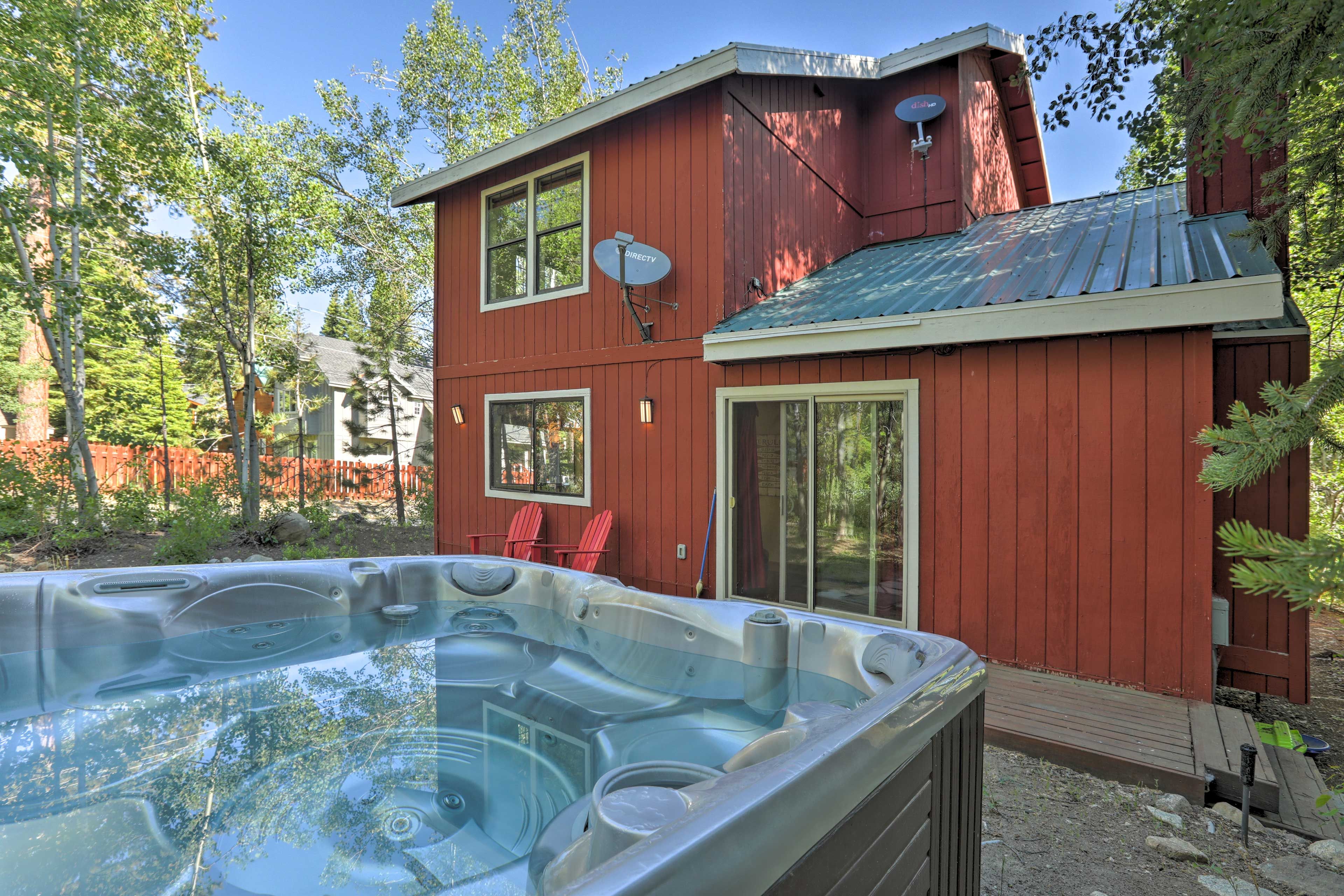 Tahoma Vacation Rental Cabin | 3BR | 2.5BA | 1,500 Sq Ft | 2 Steps Required