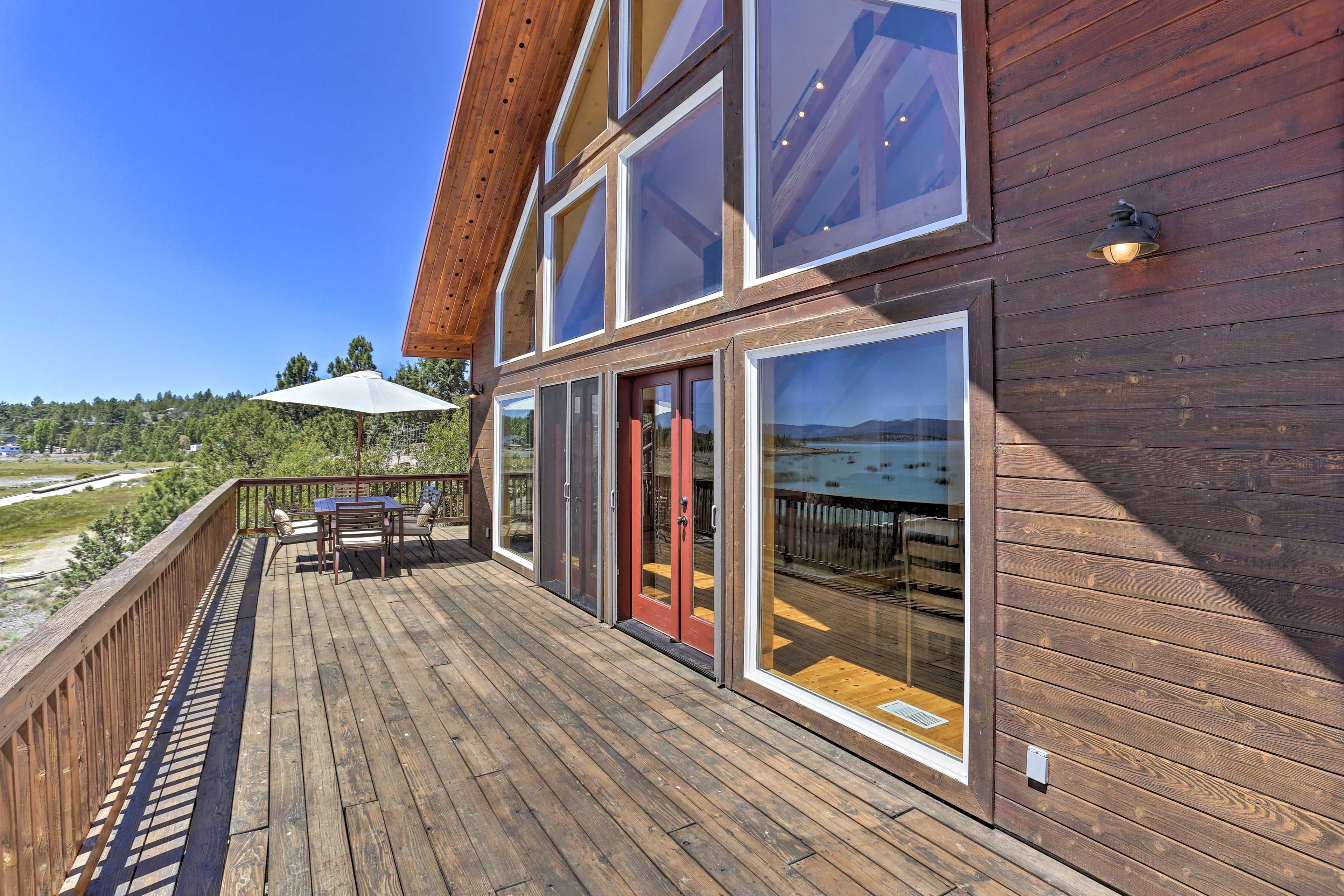 Deck | Outdoor Dining Areas | Gas Grill