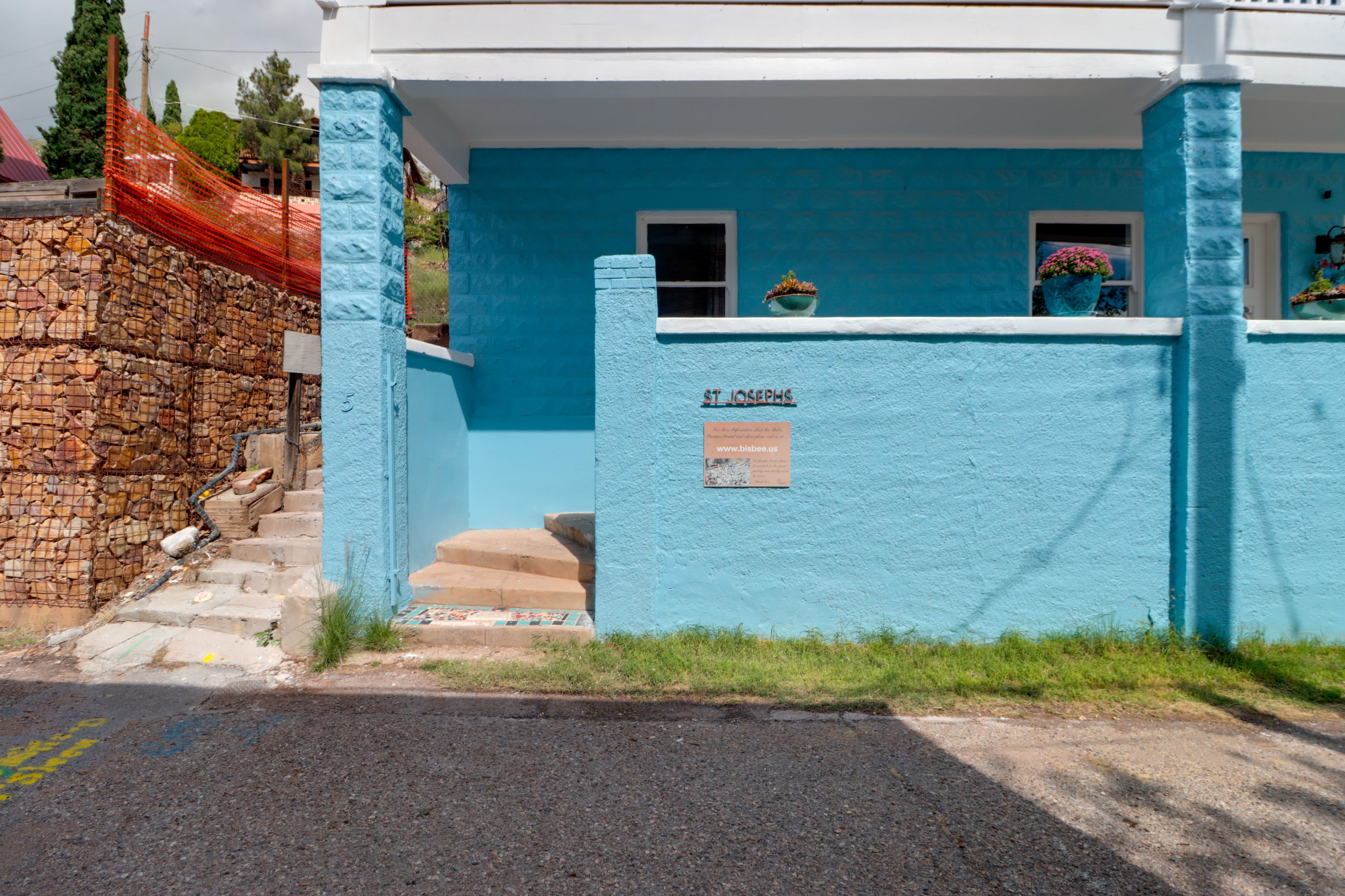 Exterior | Free Street Parking
